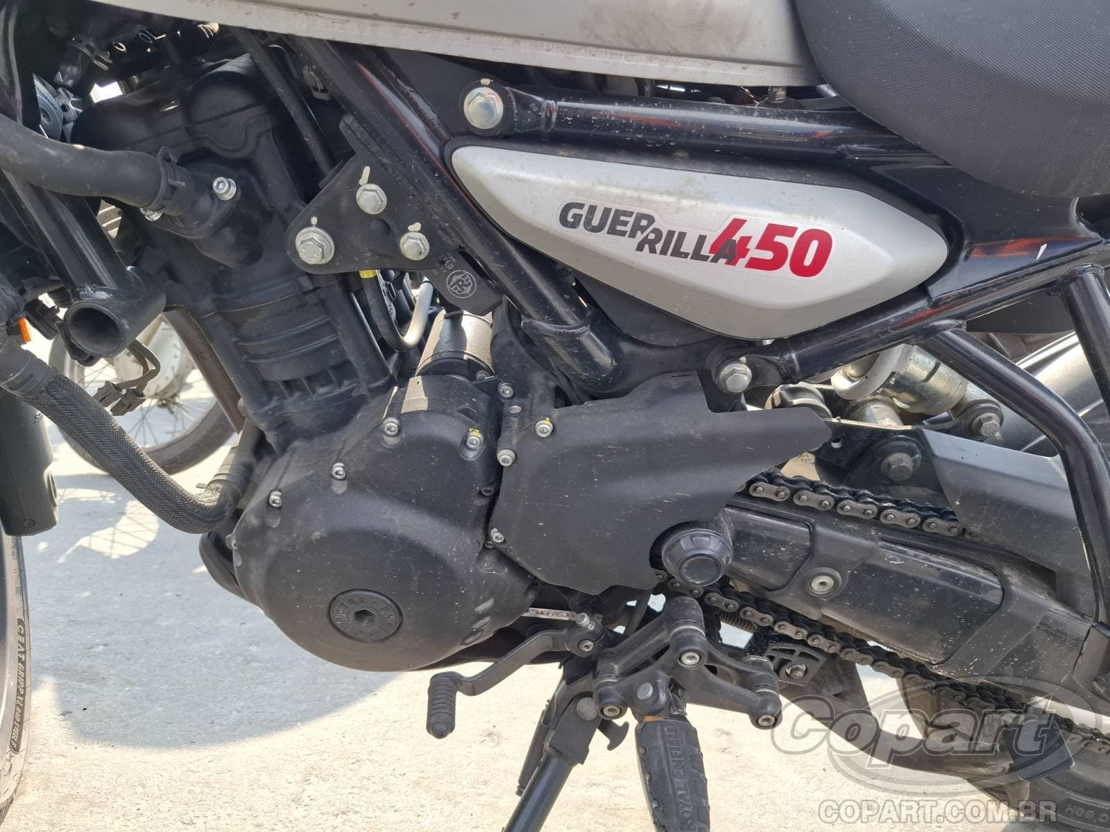 Royal Enfield Guerrilla 2026 — foto 6