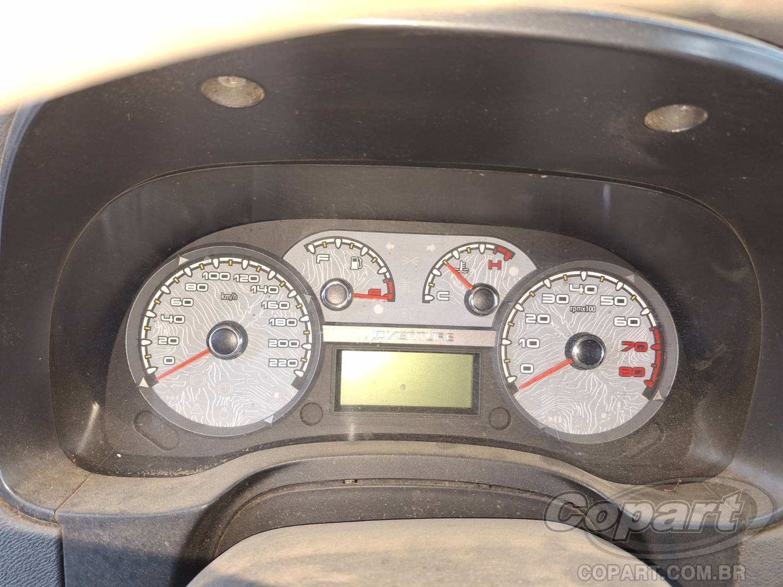 Fiat Strada 2013 — foto 8