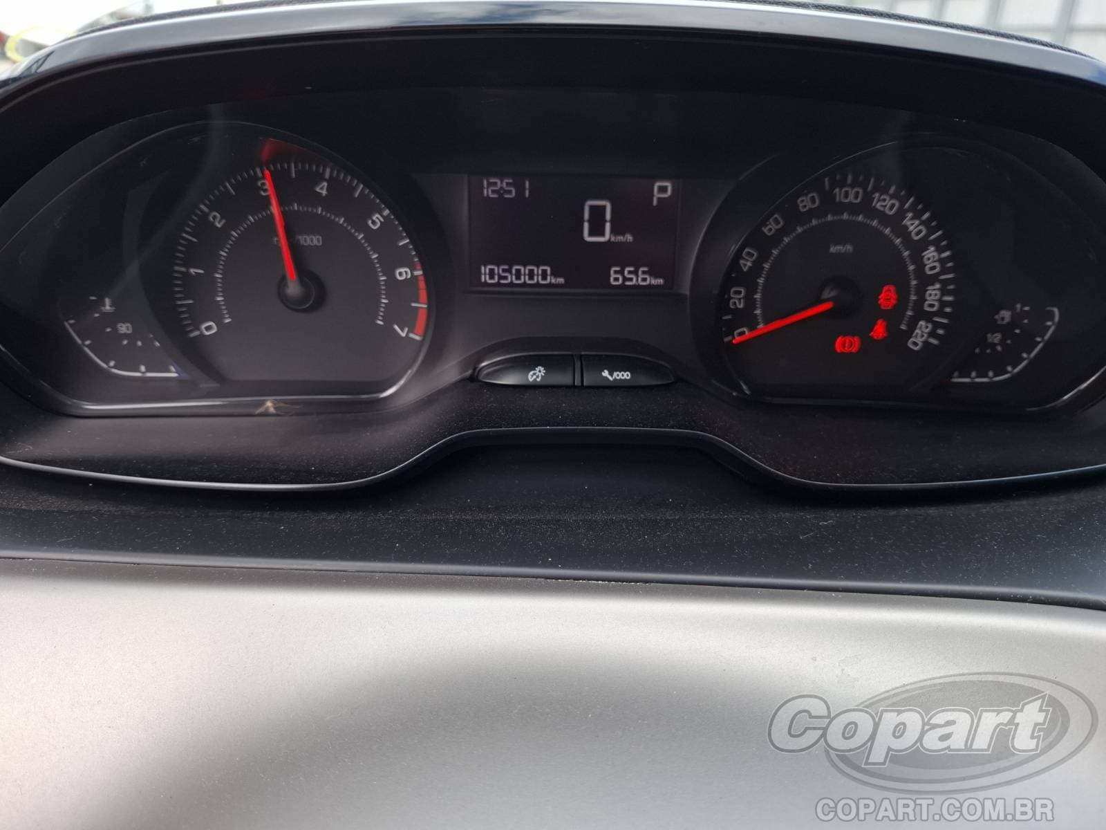 Peugeot 2008 2017 — foto 8