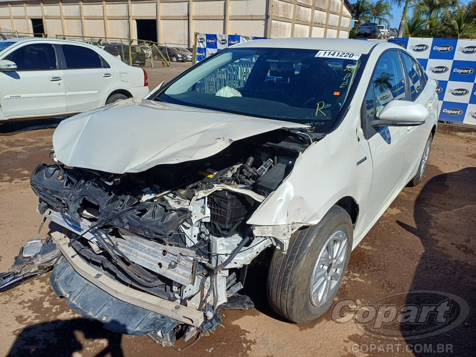 Toyota Prius 2018 — foto 2