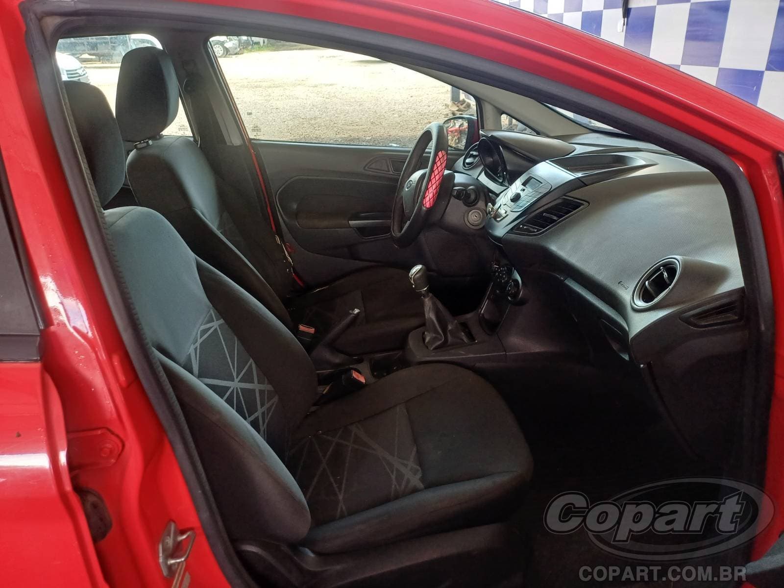 Ford Fiesta 2015 — foto 5