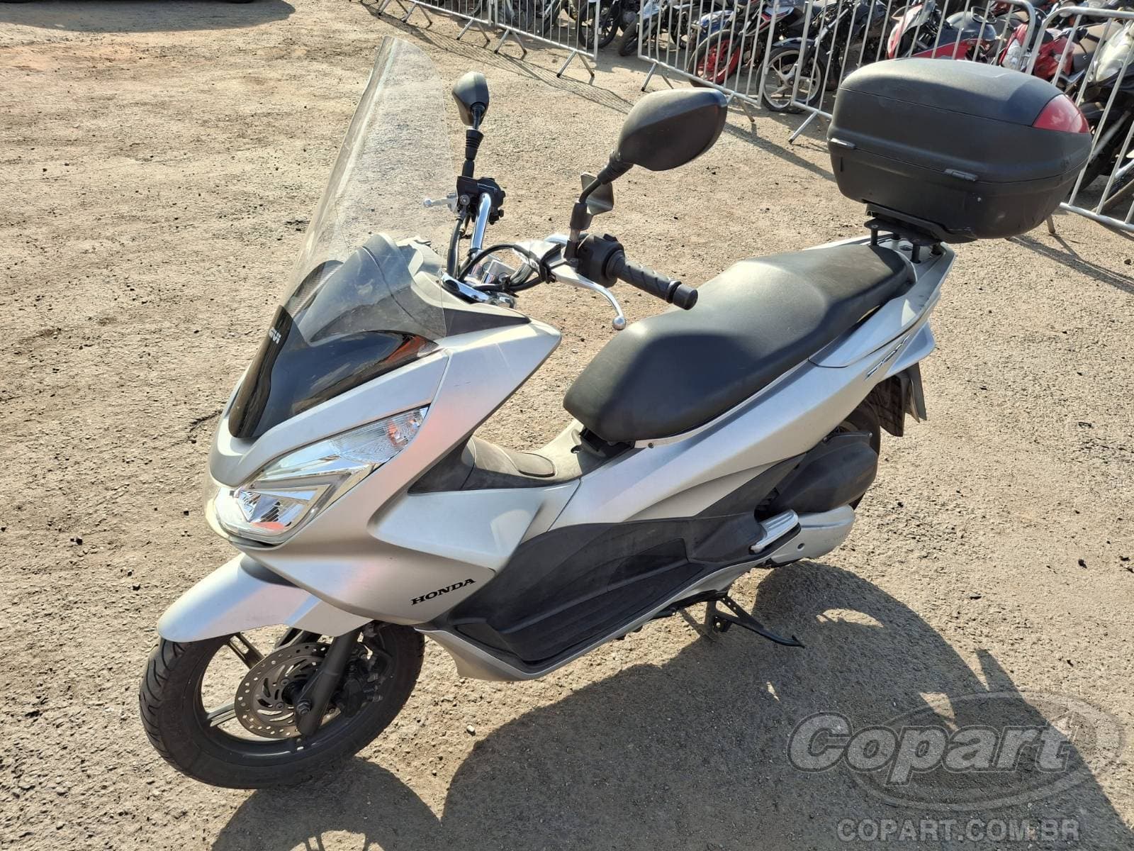 Honda PCX 2018 — foto 2