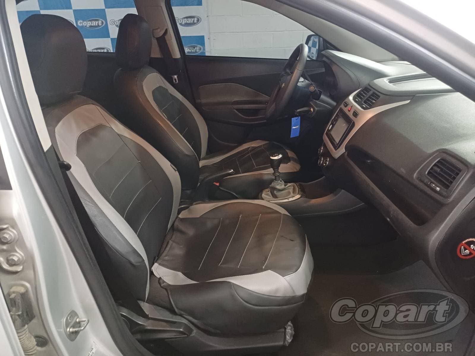 Chevrolet Cobalt 2019 — foto 5