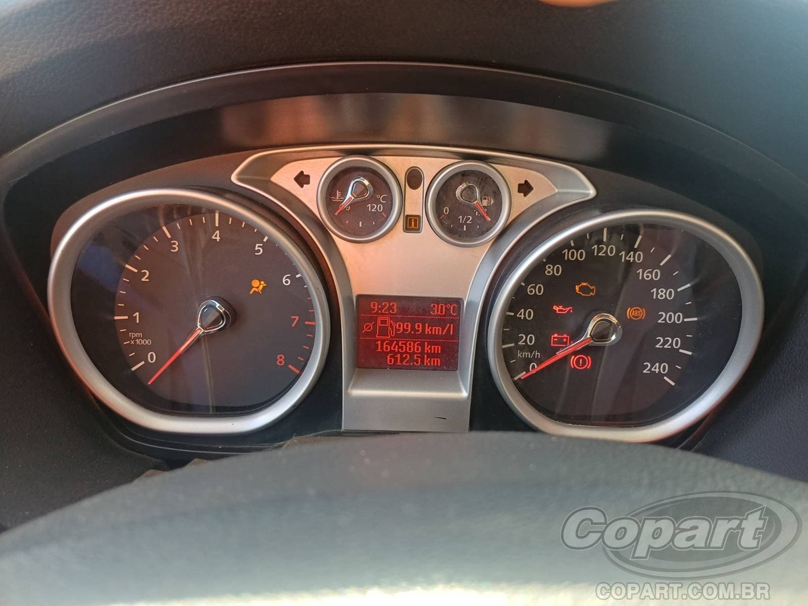 Ford Focus 2011 — foto 7