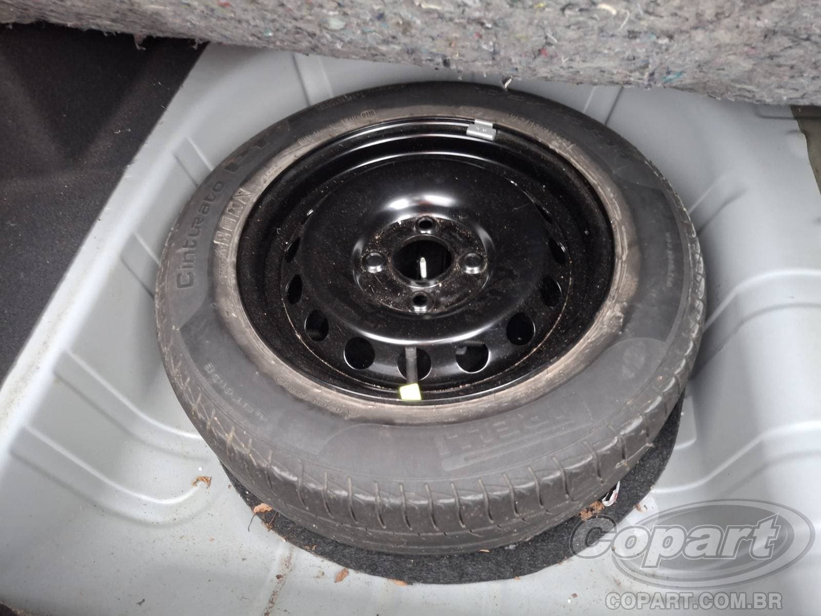 Ford KA Sedan 2018 — foto 10