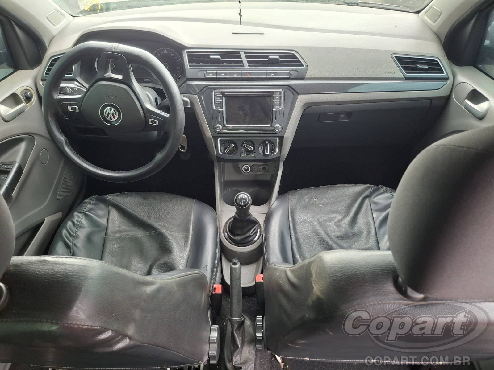 Volkswagen Voyage 2017 — foto 9