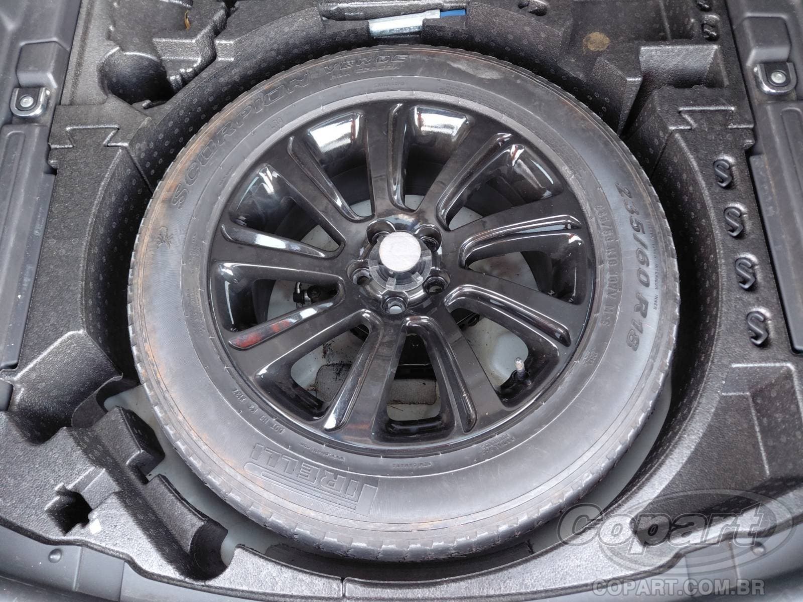 Land Rover Discovery Sport 2018 — foto 10