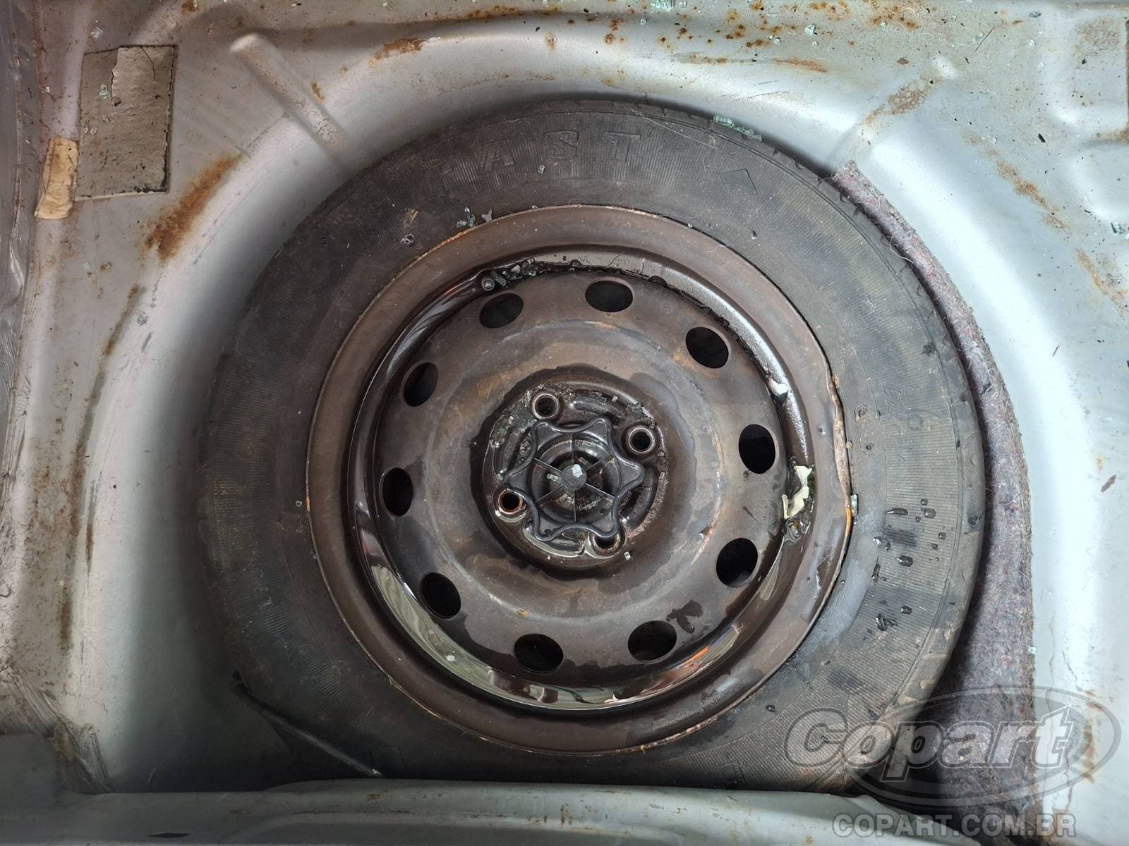 Ford Fiesta 2011 — foto 10