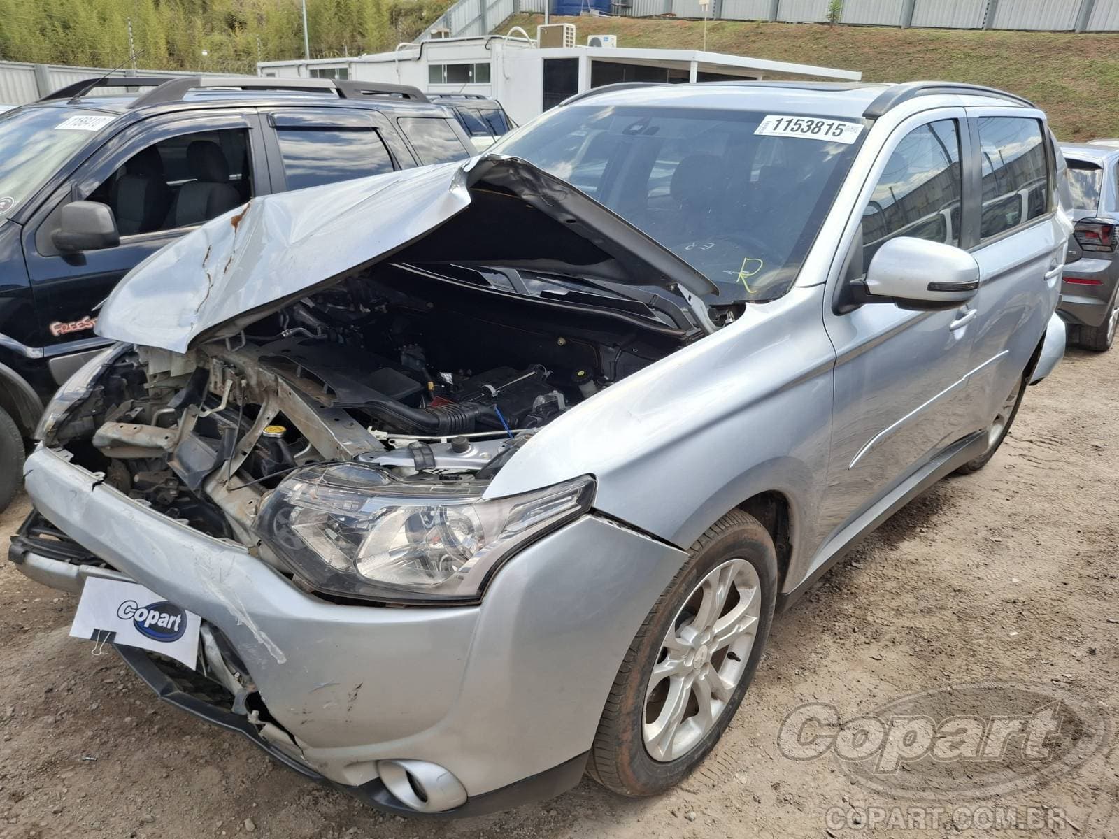 Mitsubishi Outlander 2015 — foto 2