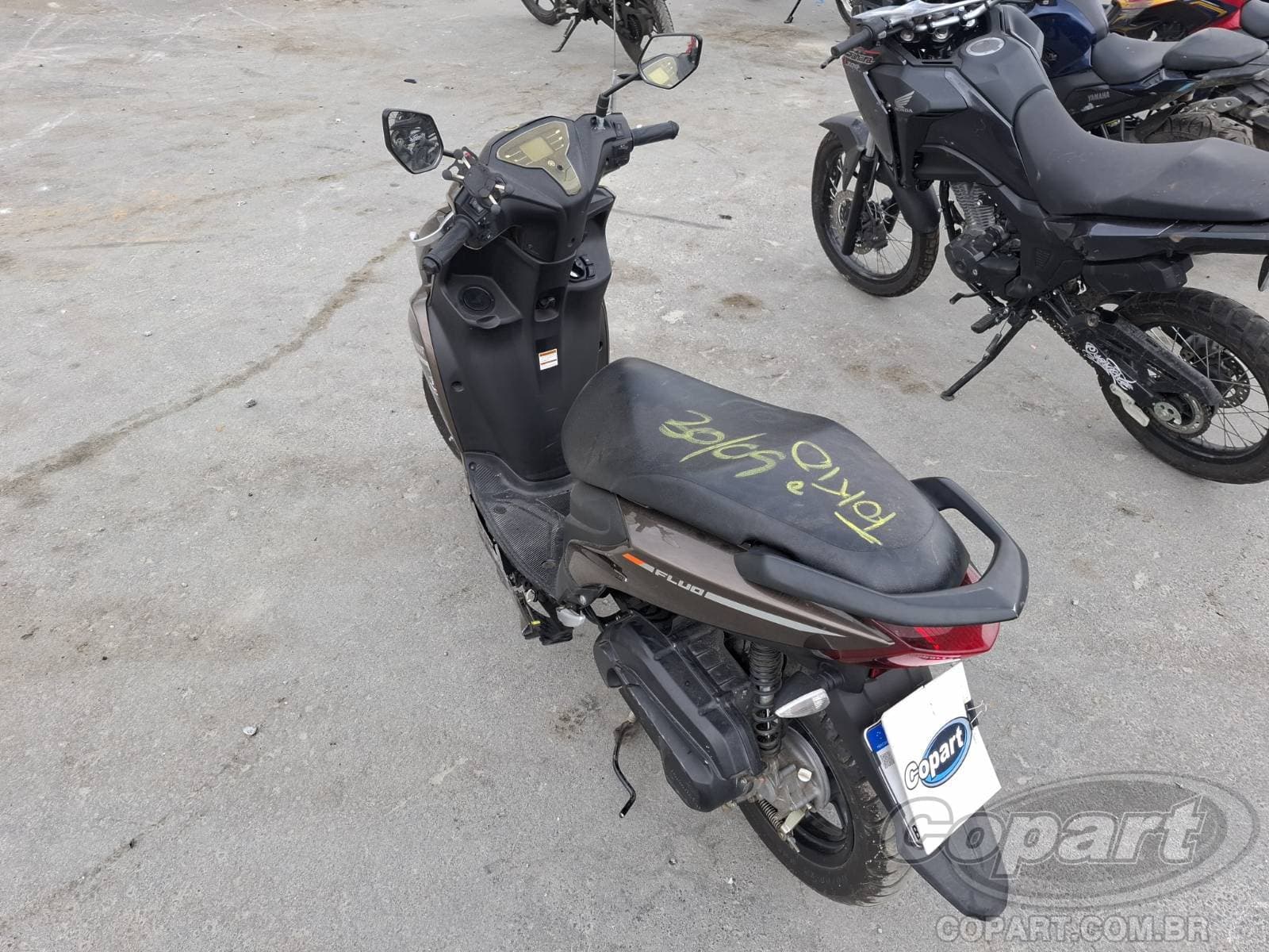 Yamaha Fluo 2025 — foto 3