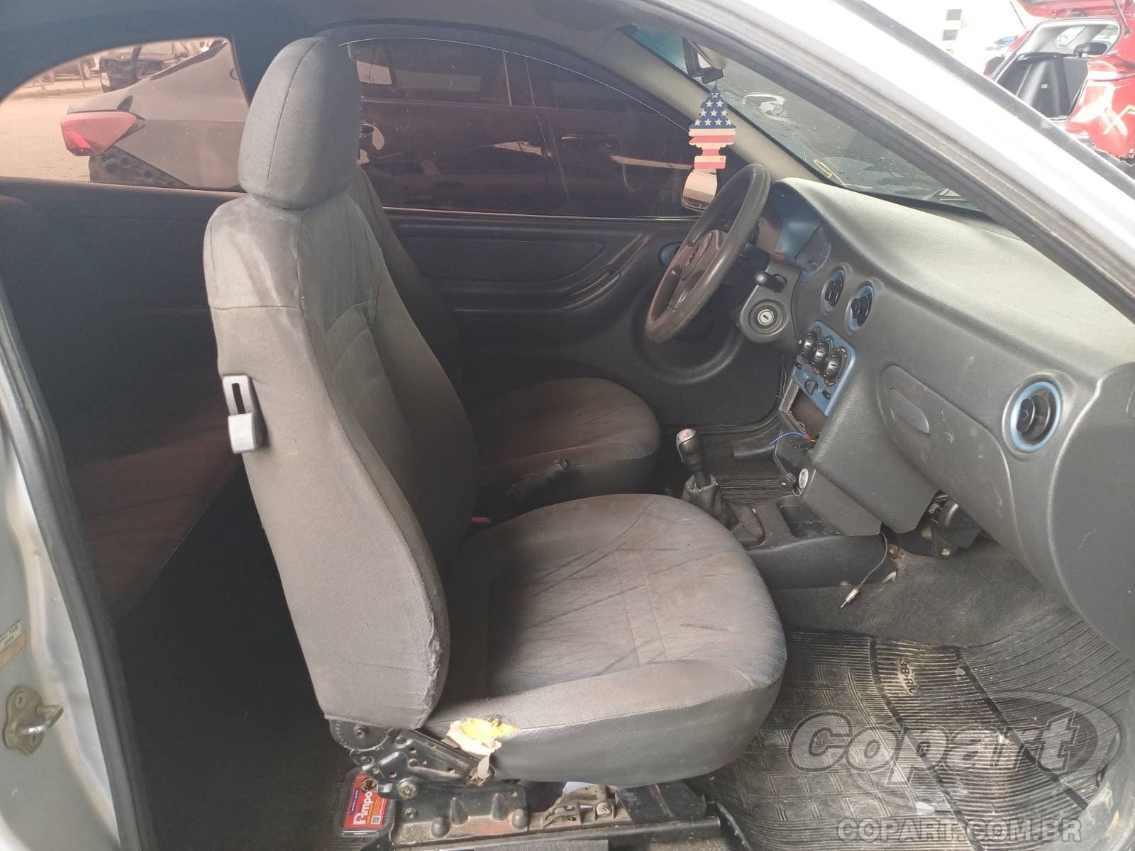 Chevrolet Celta 2004 — foto 5