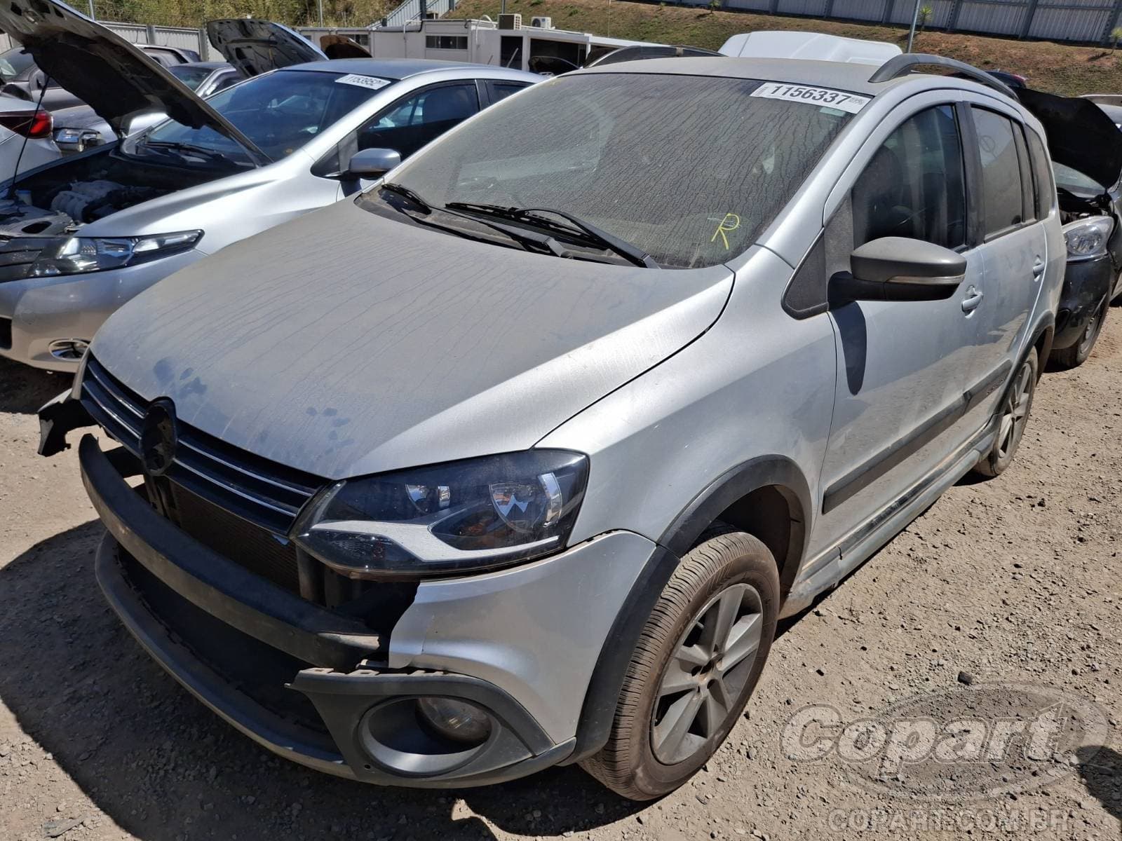 Volkswagen Spacefox 2012 — foto 2