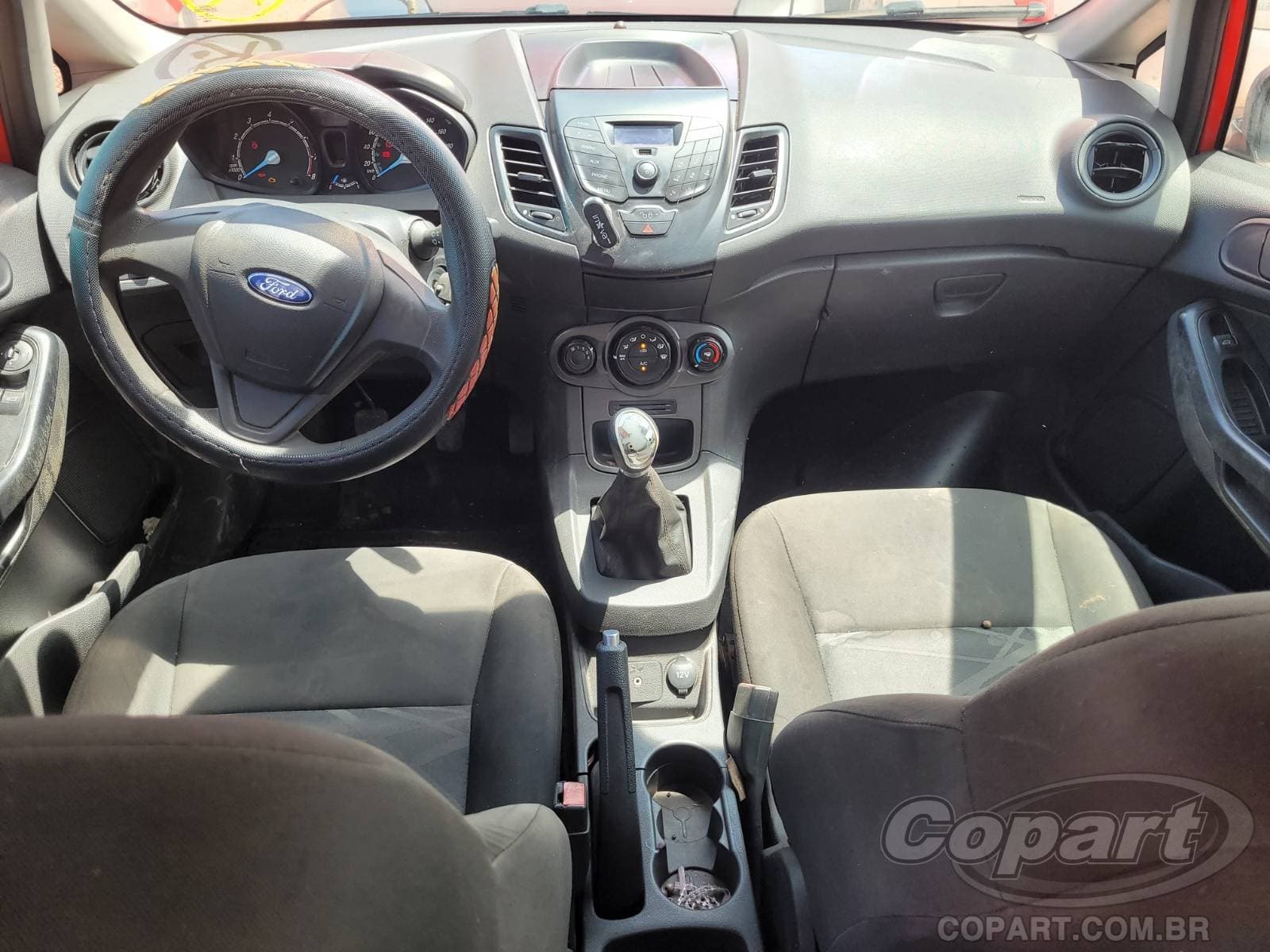 Ford Fiesta 2015 — foto 9