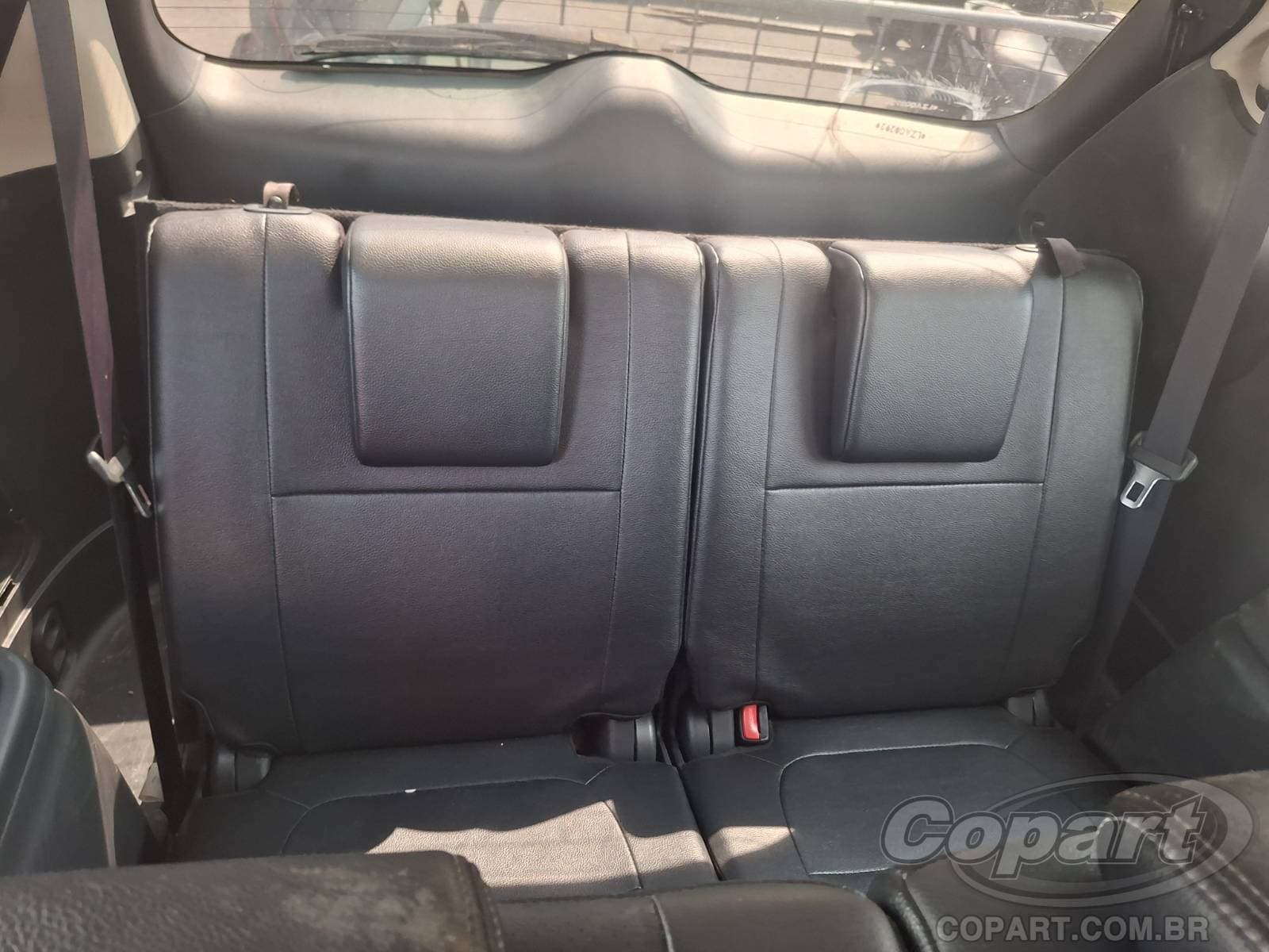 Mitsubishi Outlander 2020 — foto 11