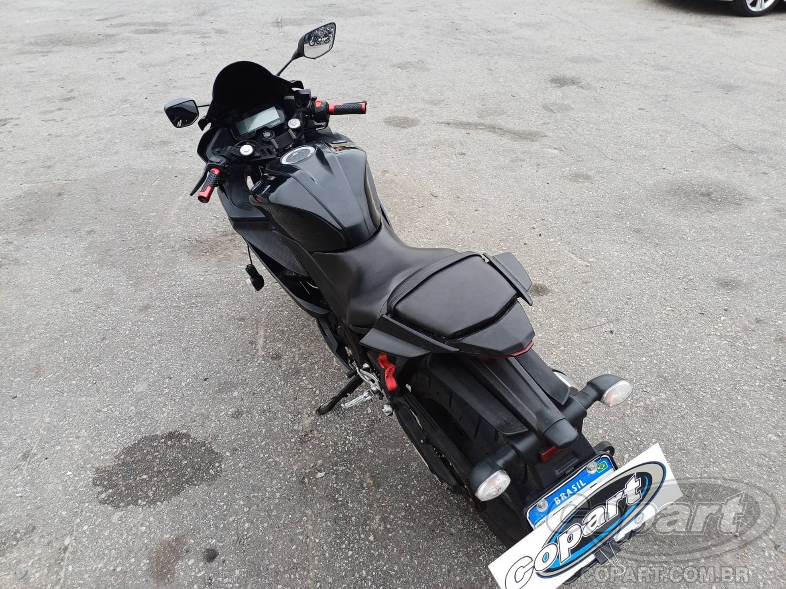 Yamaha YZF R15 2025 — foto 3