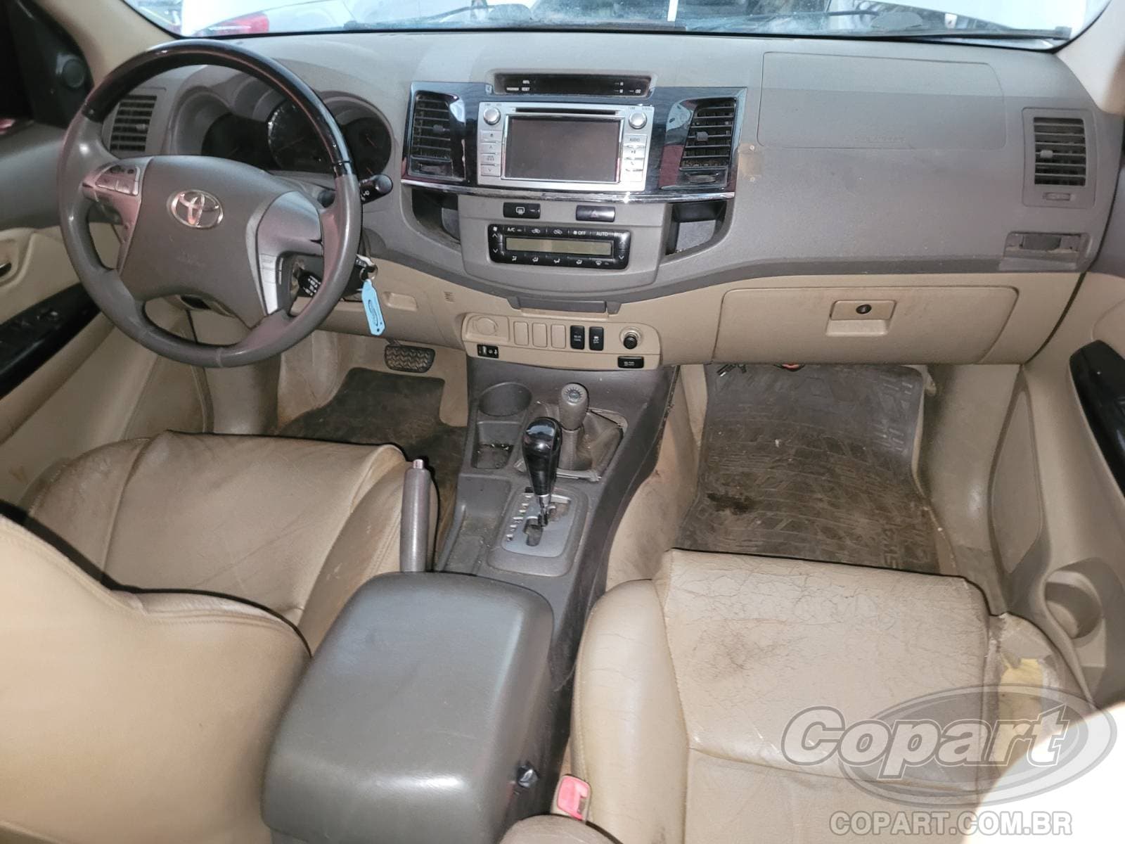 Toyota Hilux SW4 2012 — foto 9
