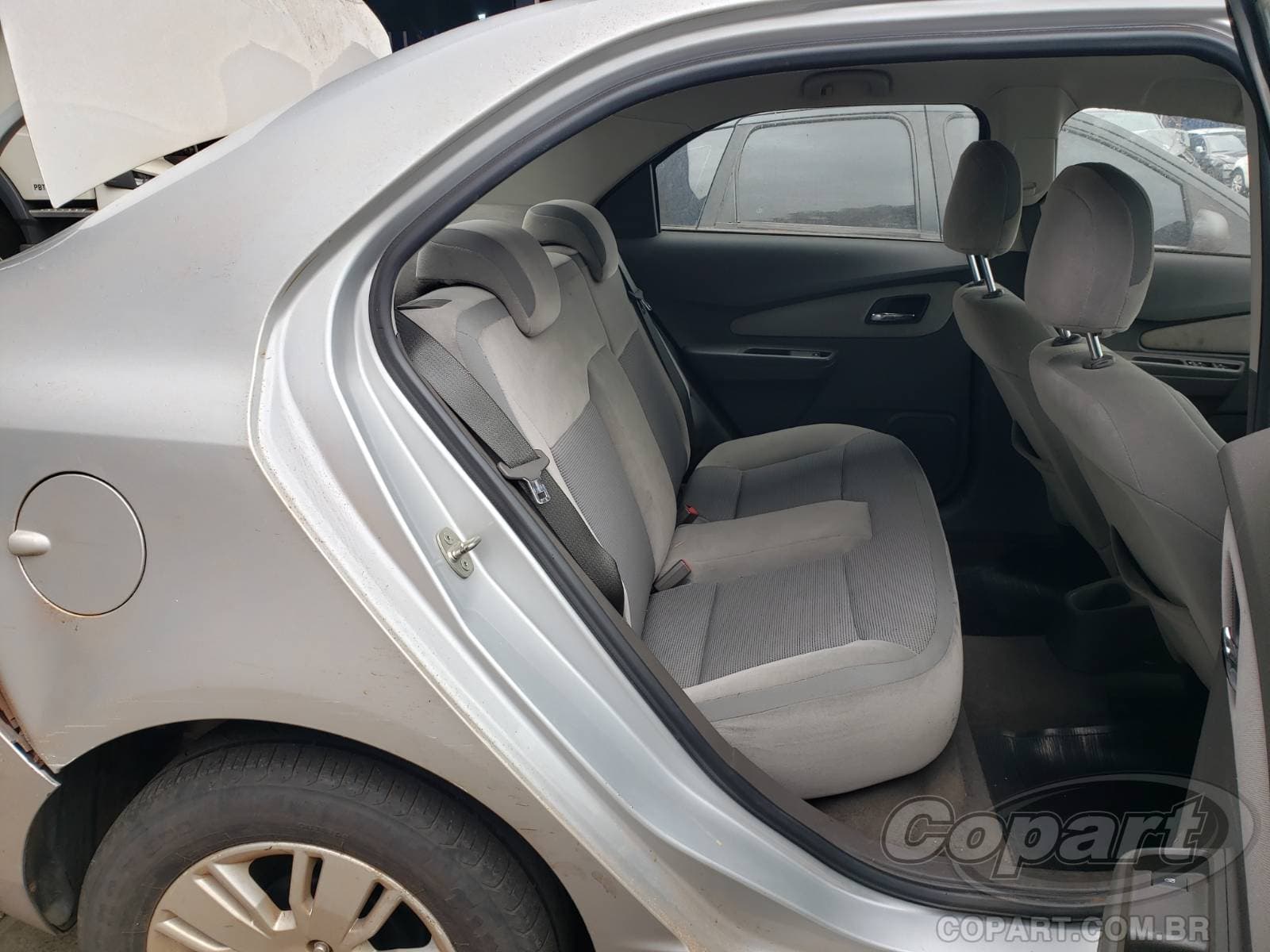 Chevrolet Cobalt 2015 — foto 6
