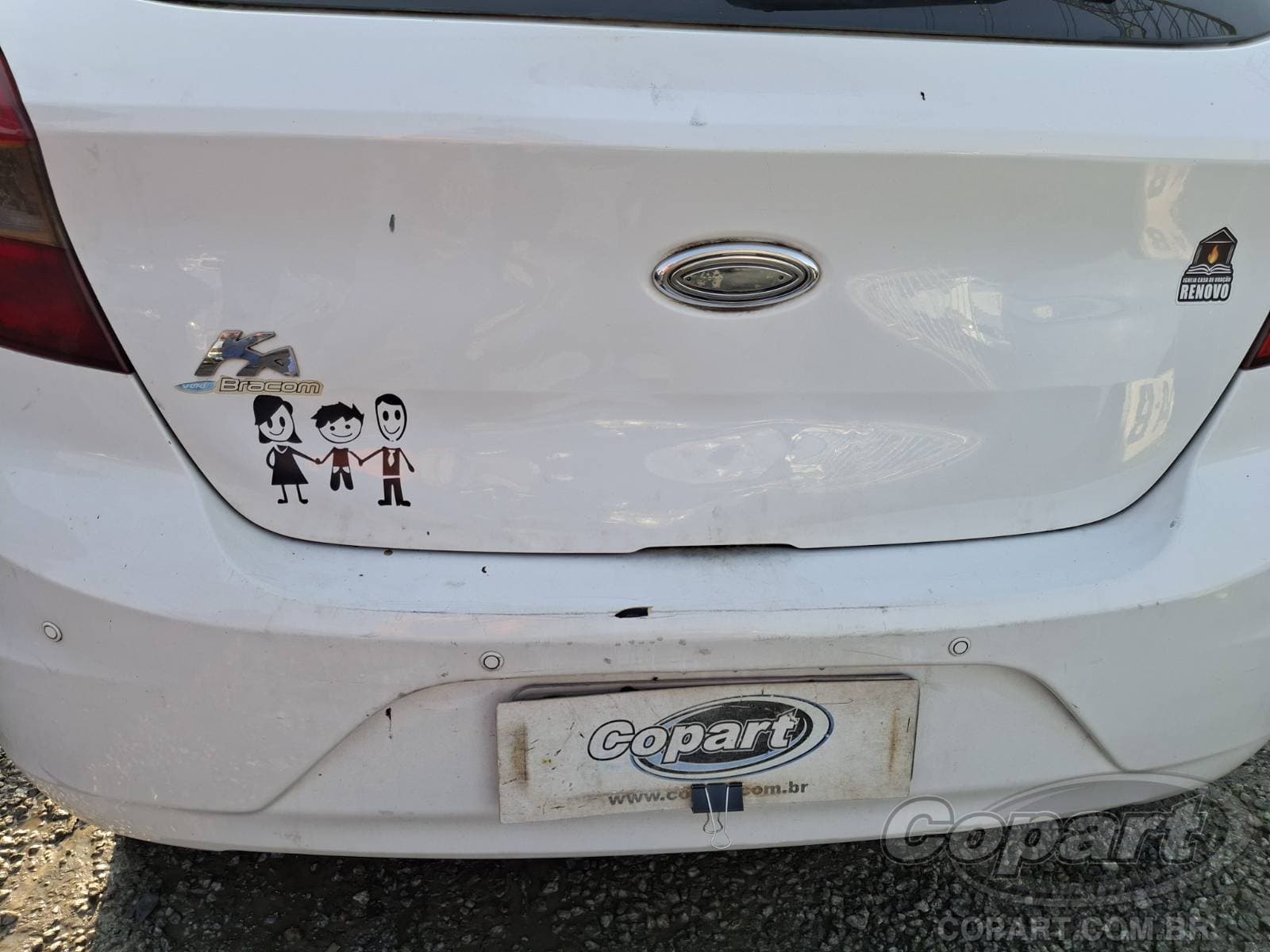 Ford KA 2015 — foto 11