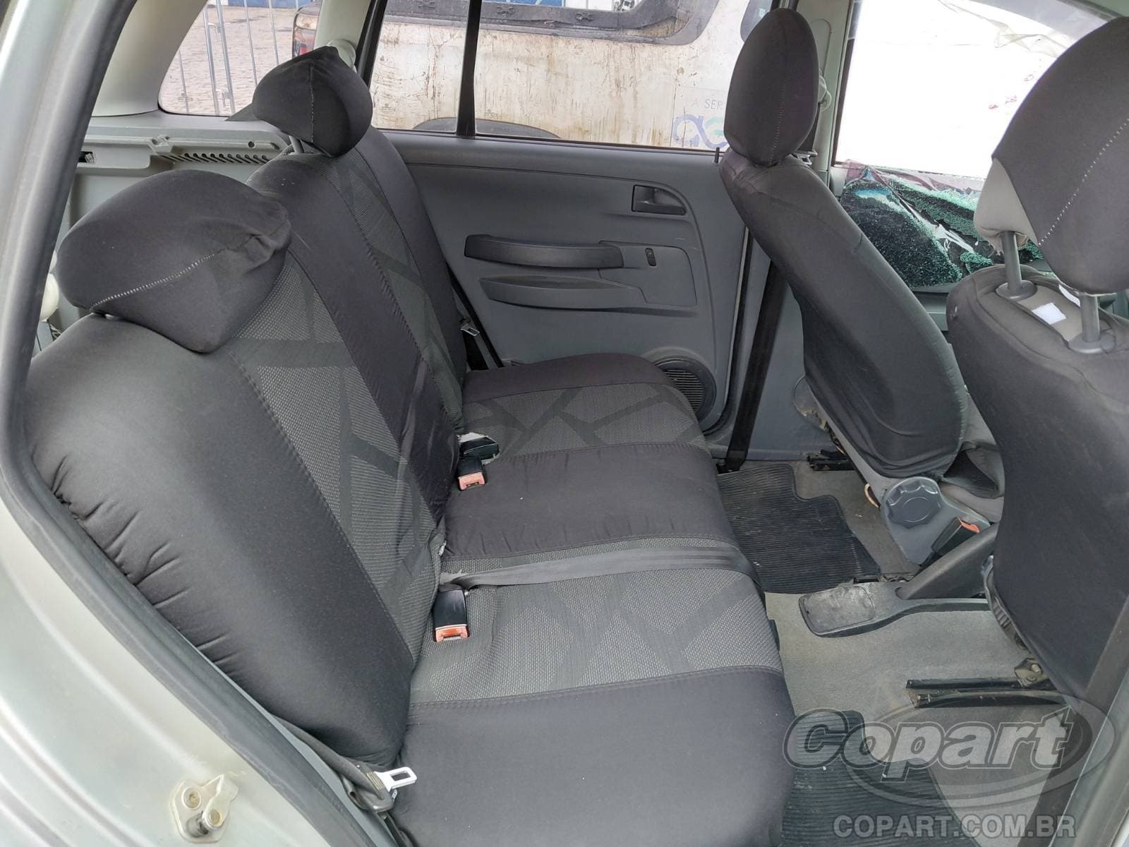 Volkswagen Spacefox 2009 — foto 6