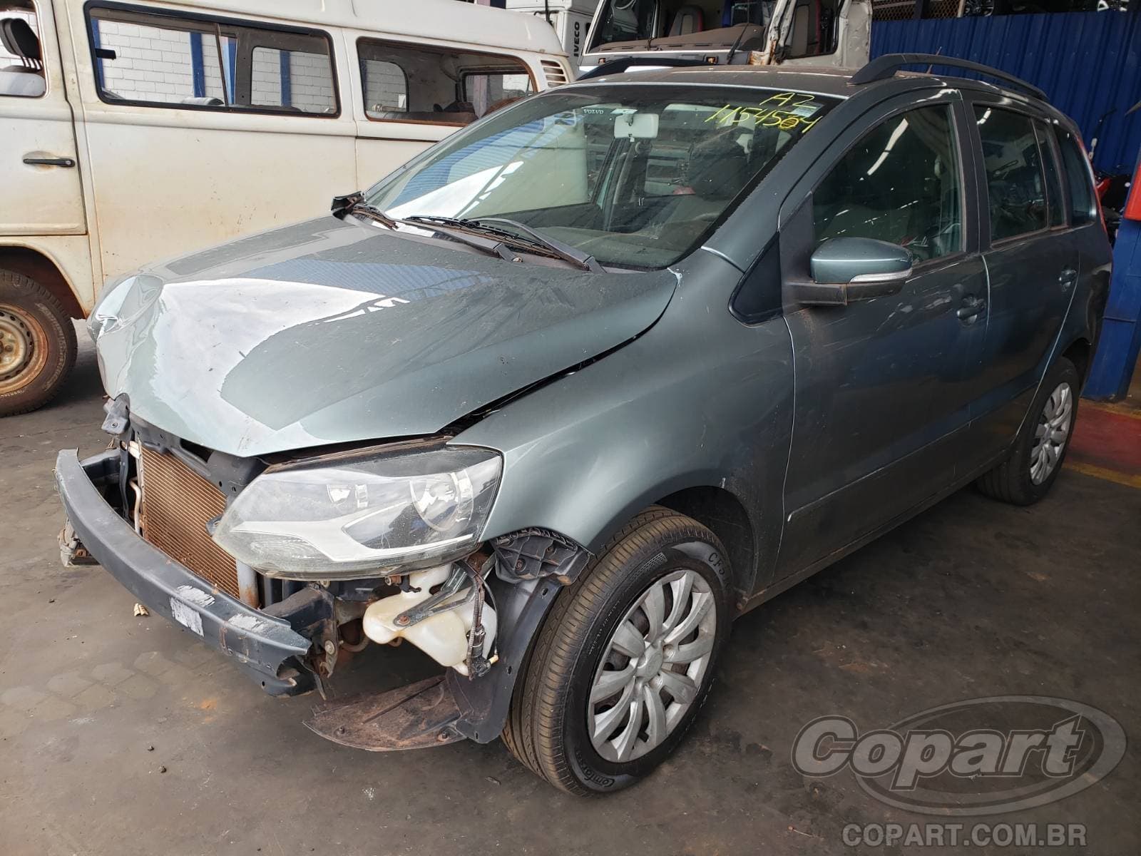 Volkswagen Spacefox 2011 — foto 2