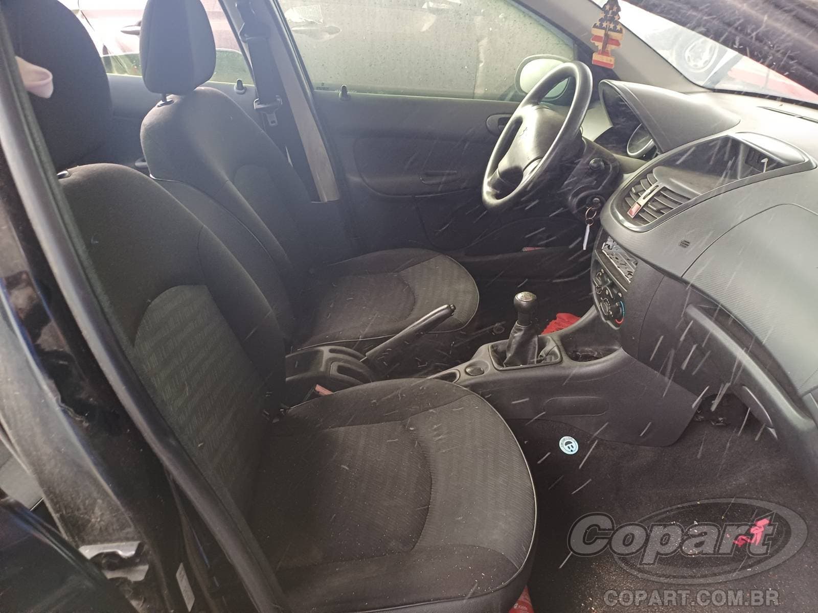Peugeot 207 2011 — foto 5