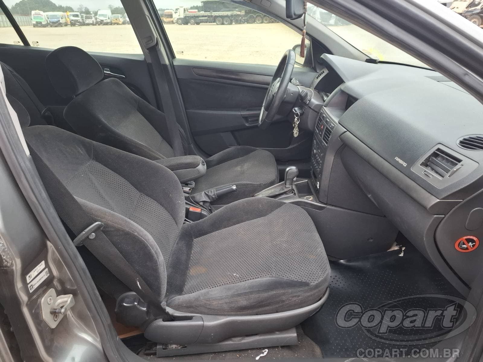 Chevrolet Vectra Hatch 2011 — foto 5