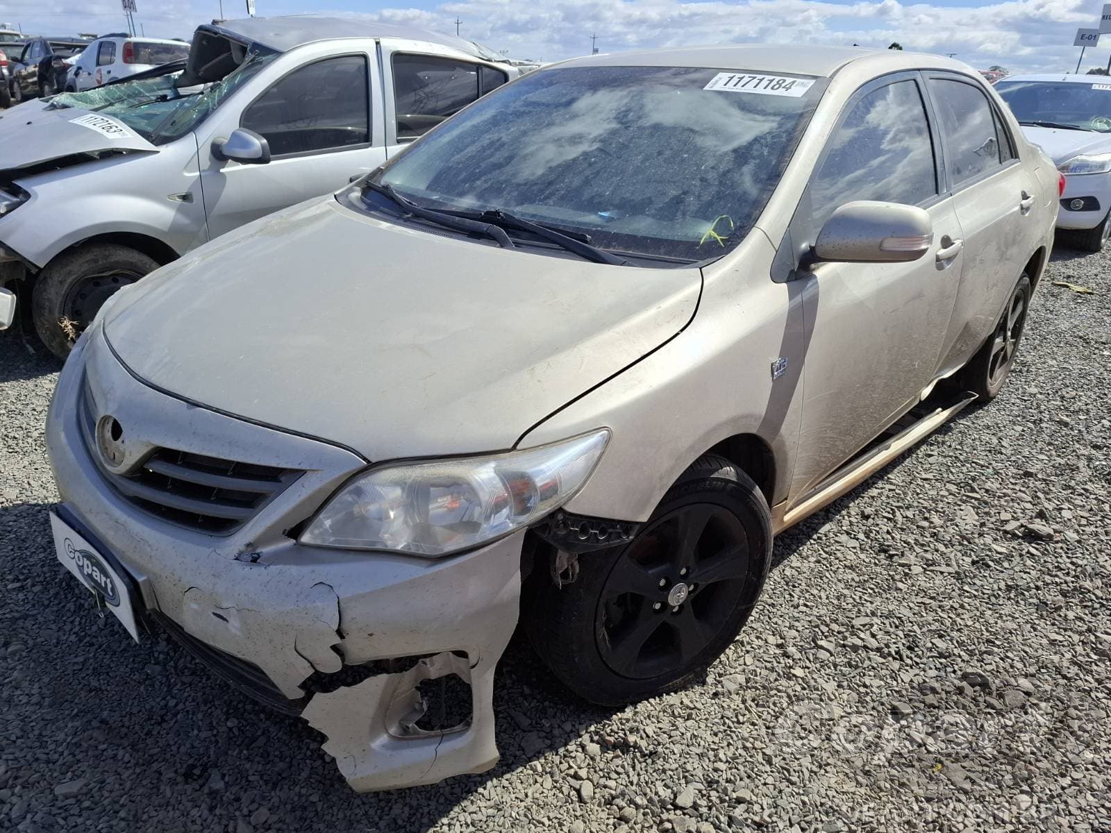 Toyota Corolla 2012 — foto 2