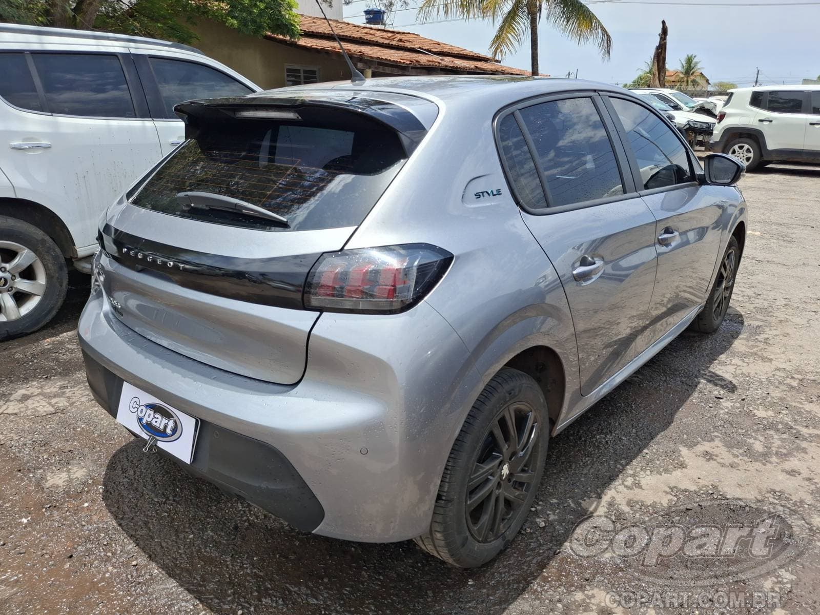 Peugeot 208 2024 — foto 4