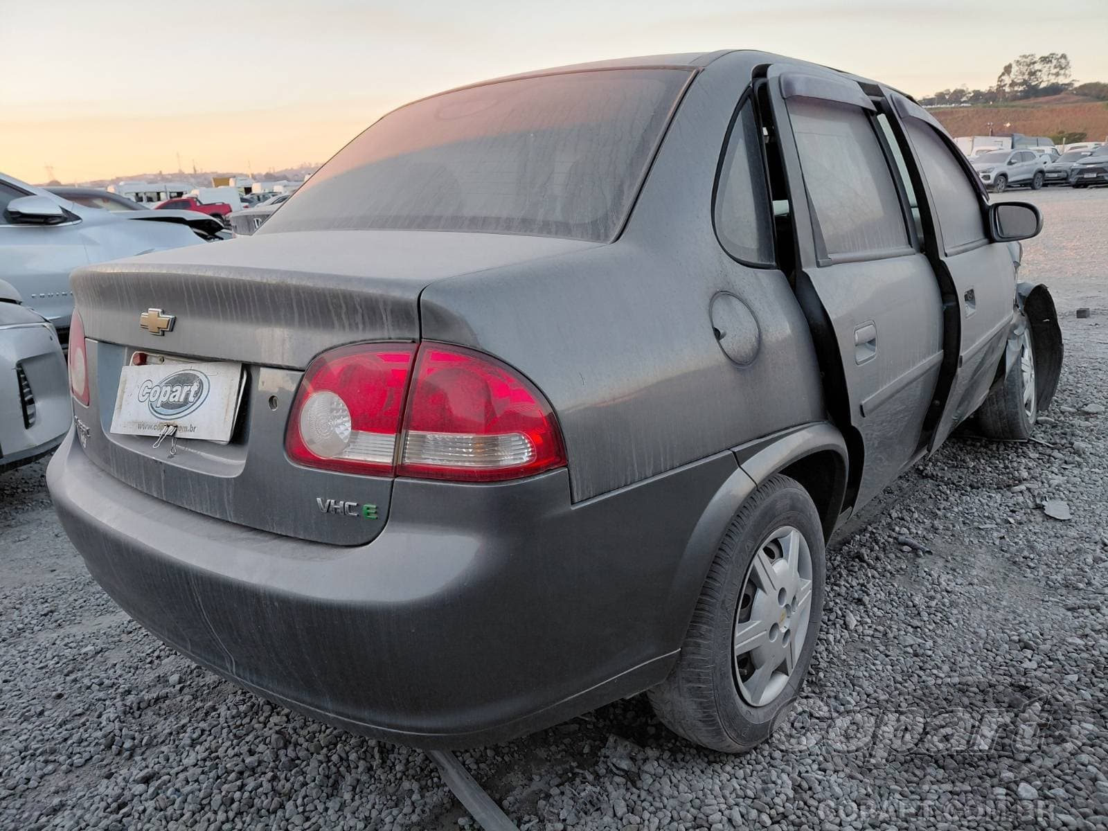 Chevrolet Classic 2012 — foto 4