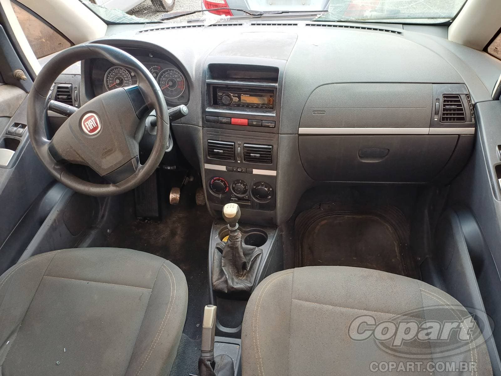 Fiat Idea 2012 — foto 9