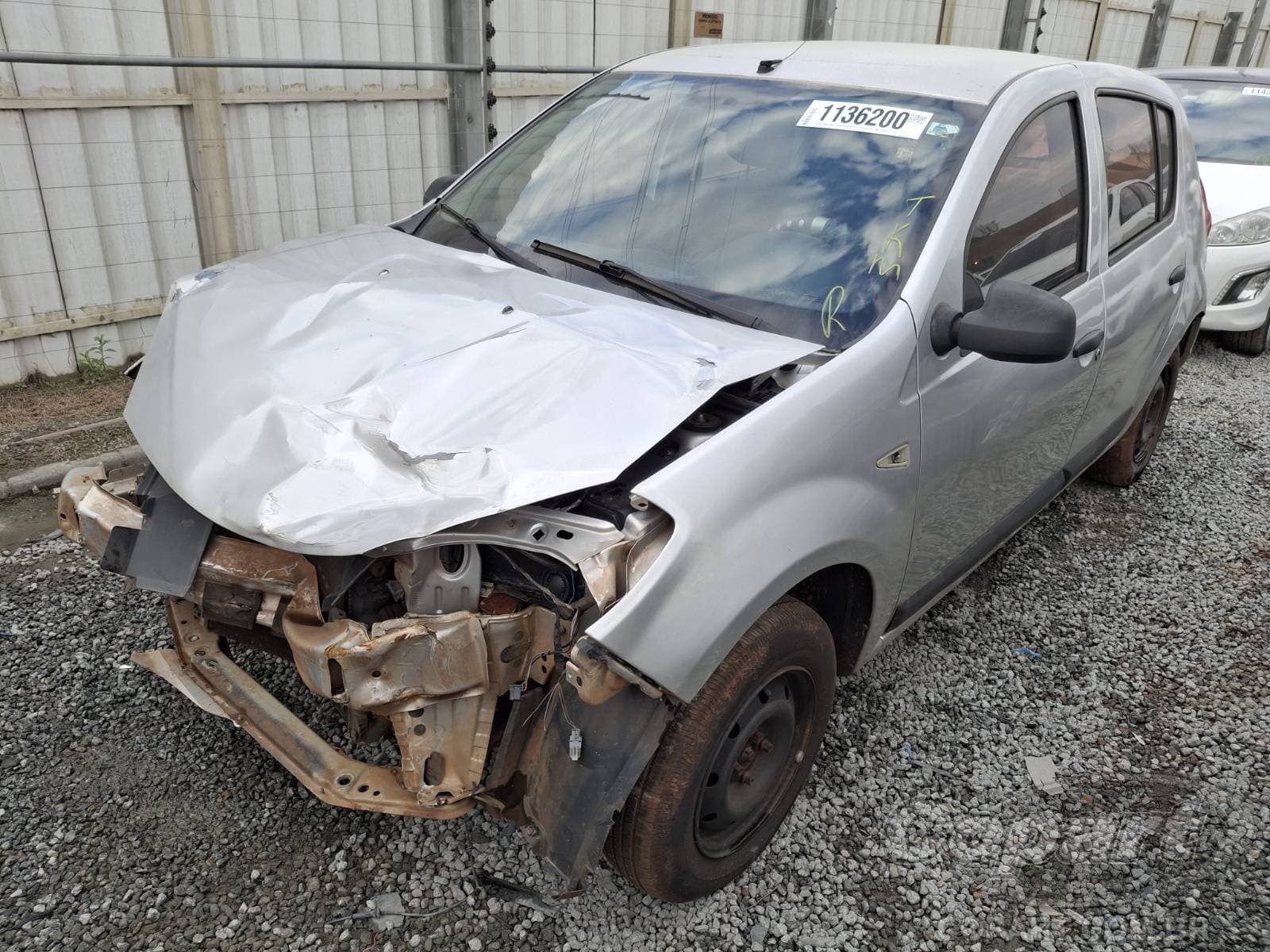 Renault Sandero 2011 — foto 2