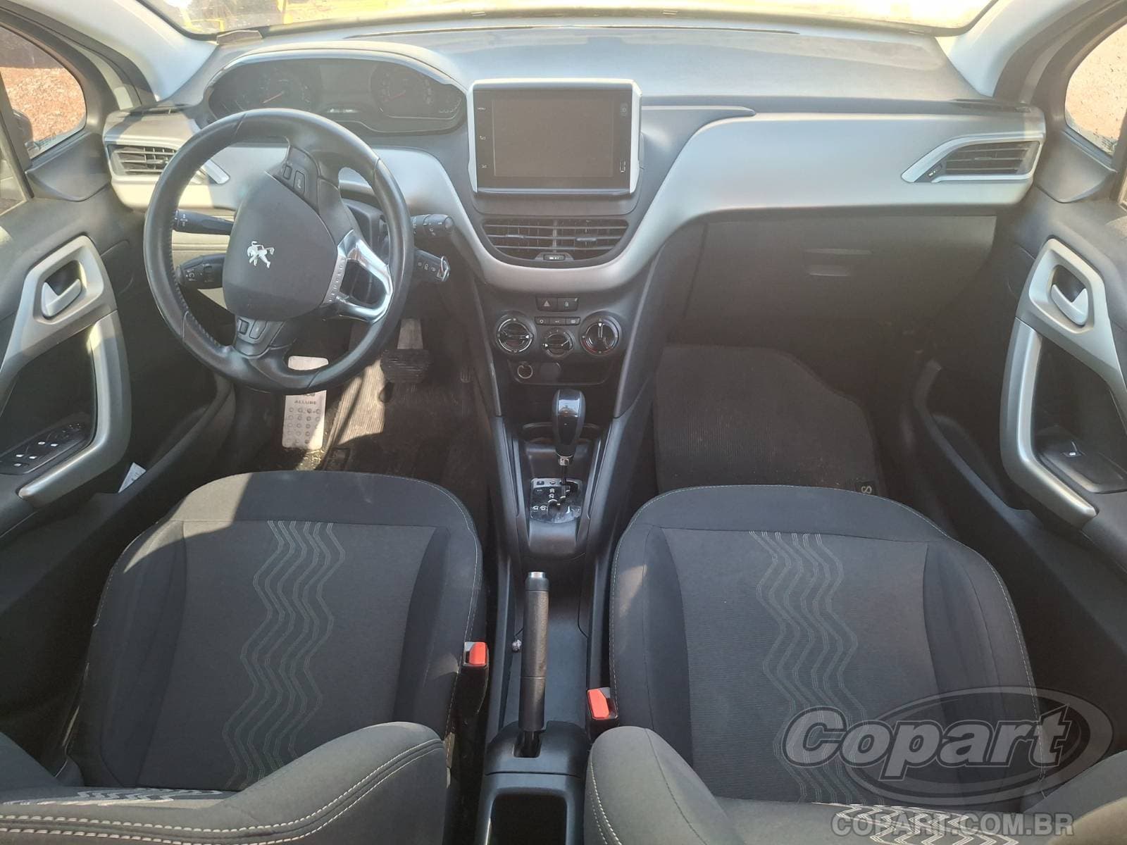 Peugeot 2008 2019 — foto 9