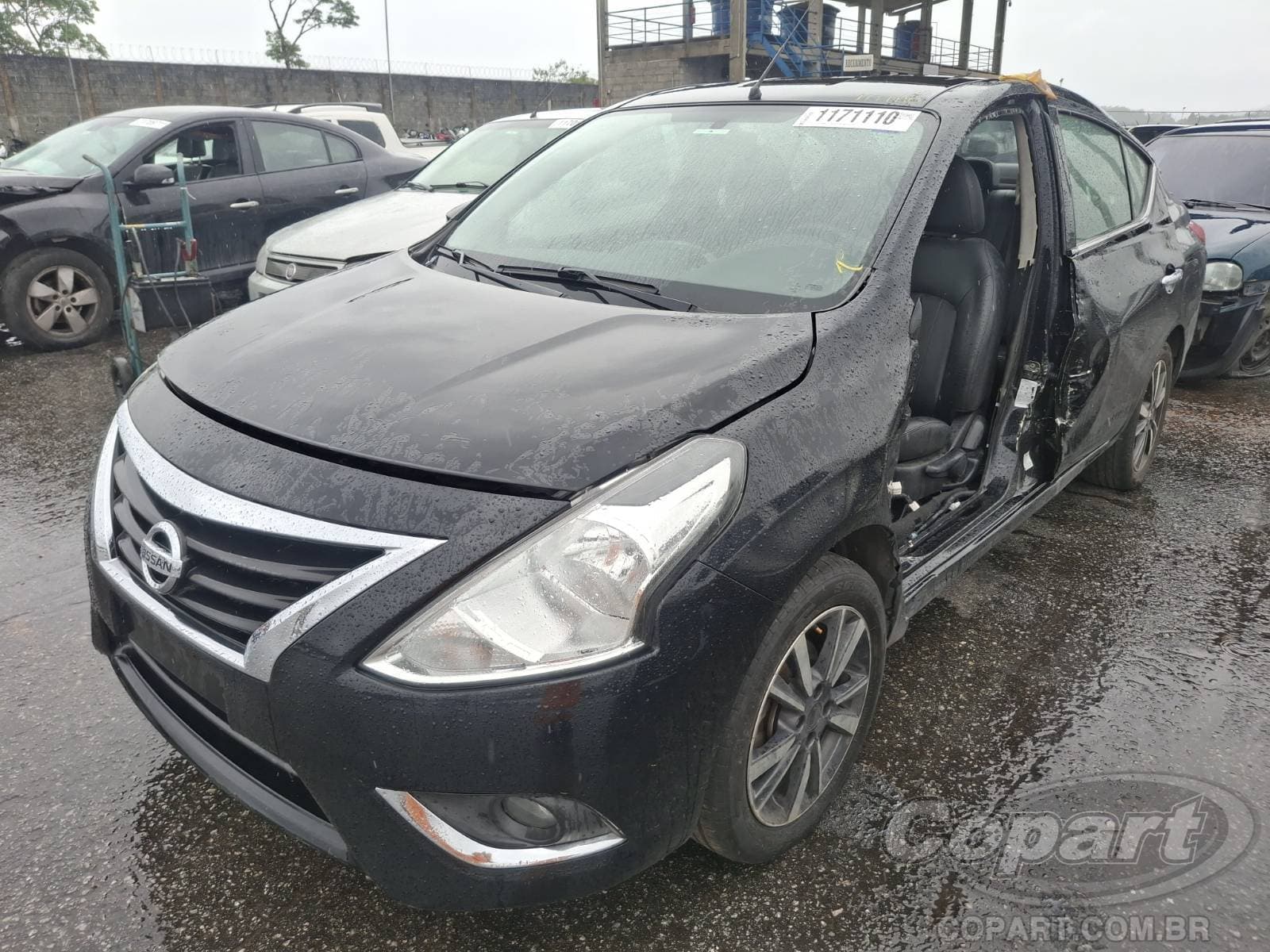 Nissan Versa V-drive 2021 — foto 2