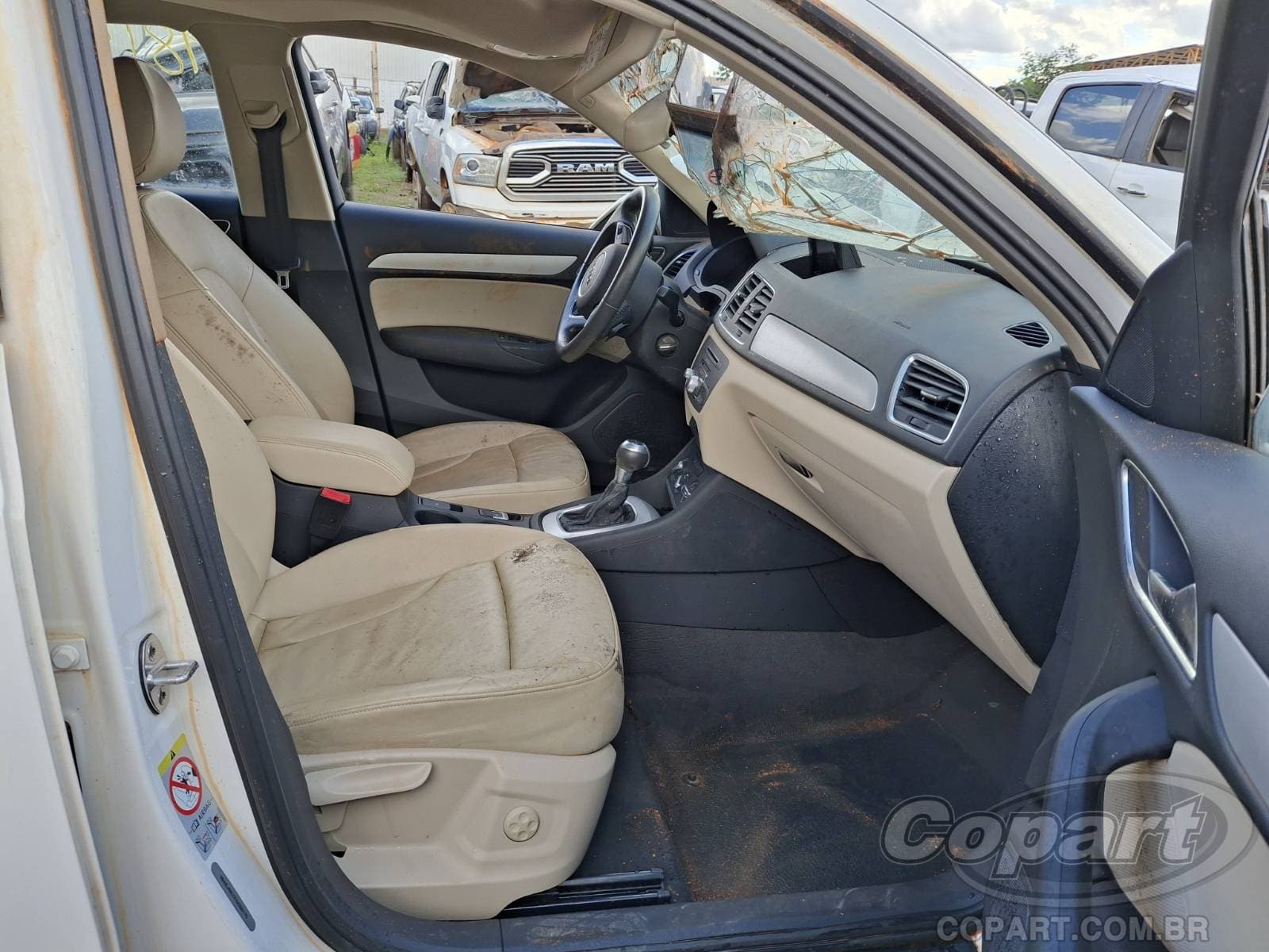Audi Q3 2017 — foto 5