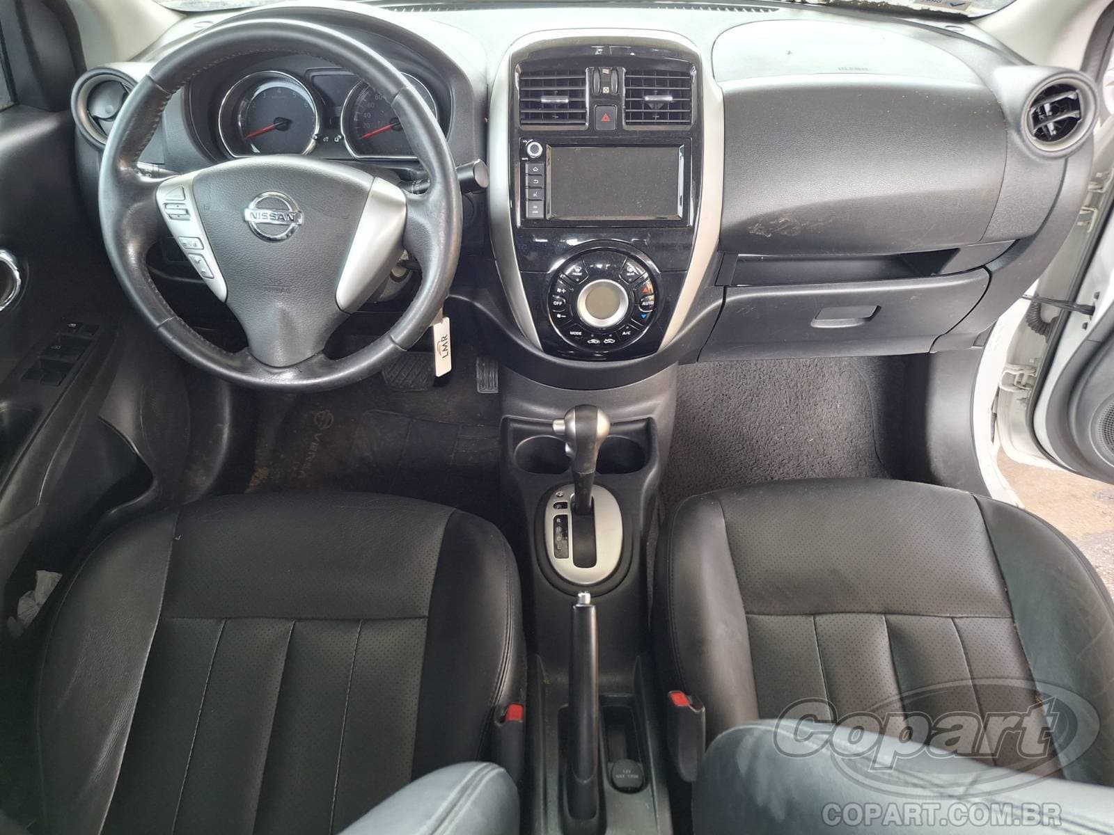 Nissan Versa 2019 — foto 9