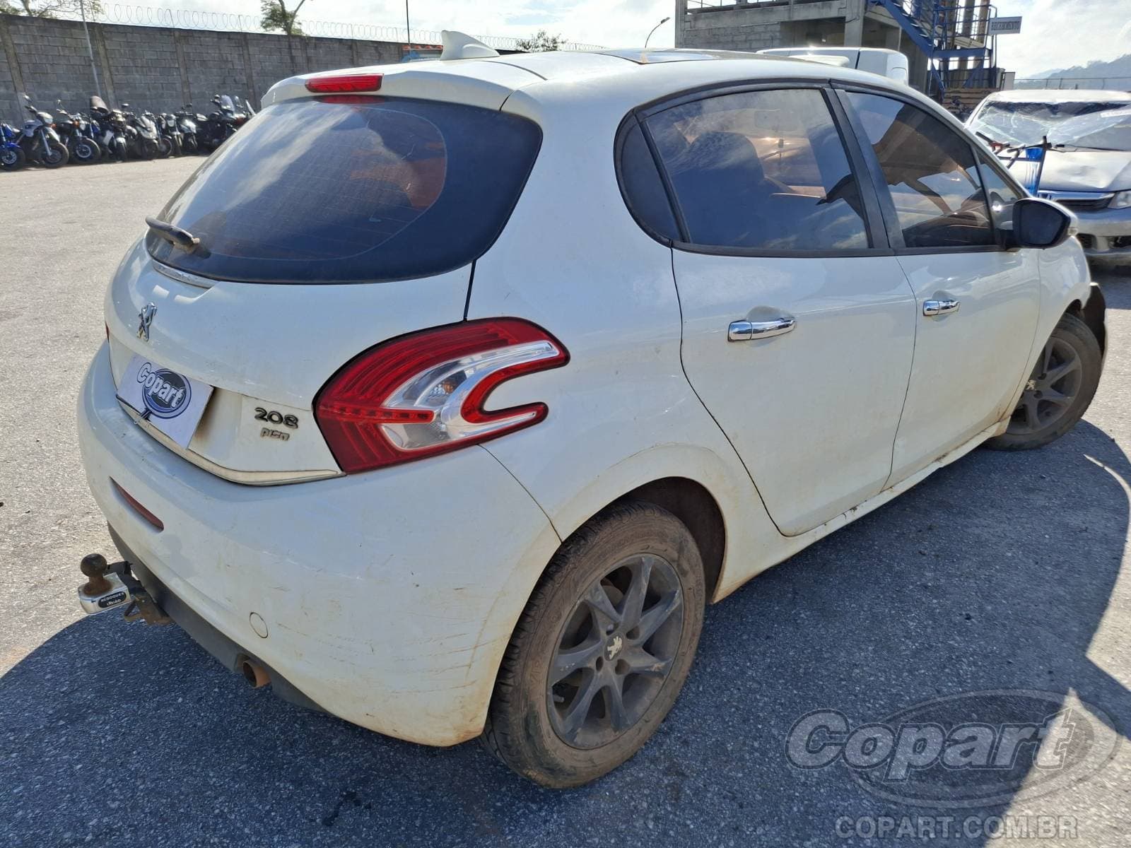 Peugeot 208 2014 — foto 4