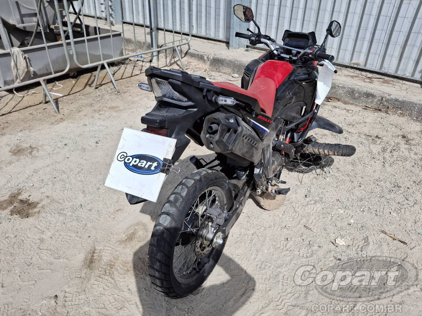 Honda XRE Sahara 300 2026 — foto 4