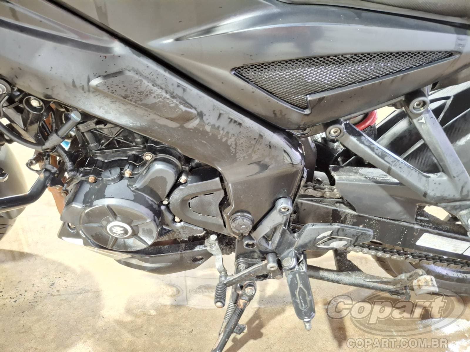 Bajaj Dominar 2024 — foto 6