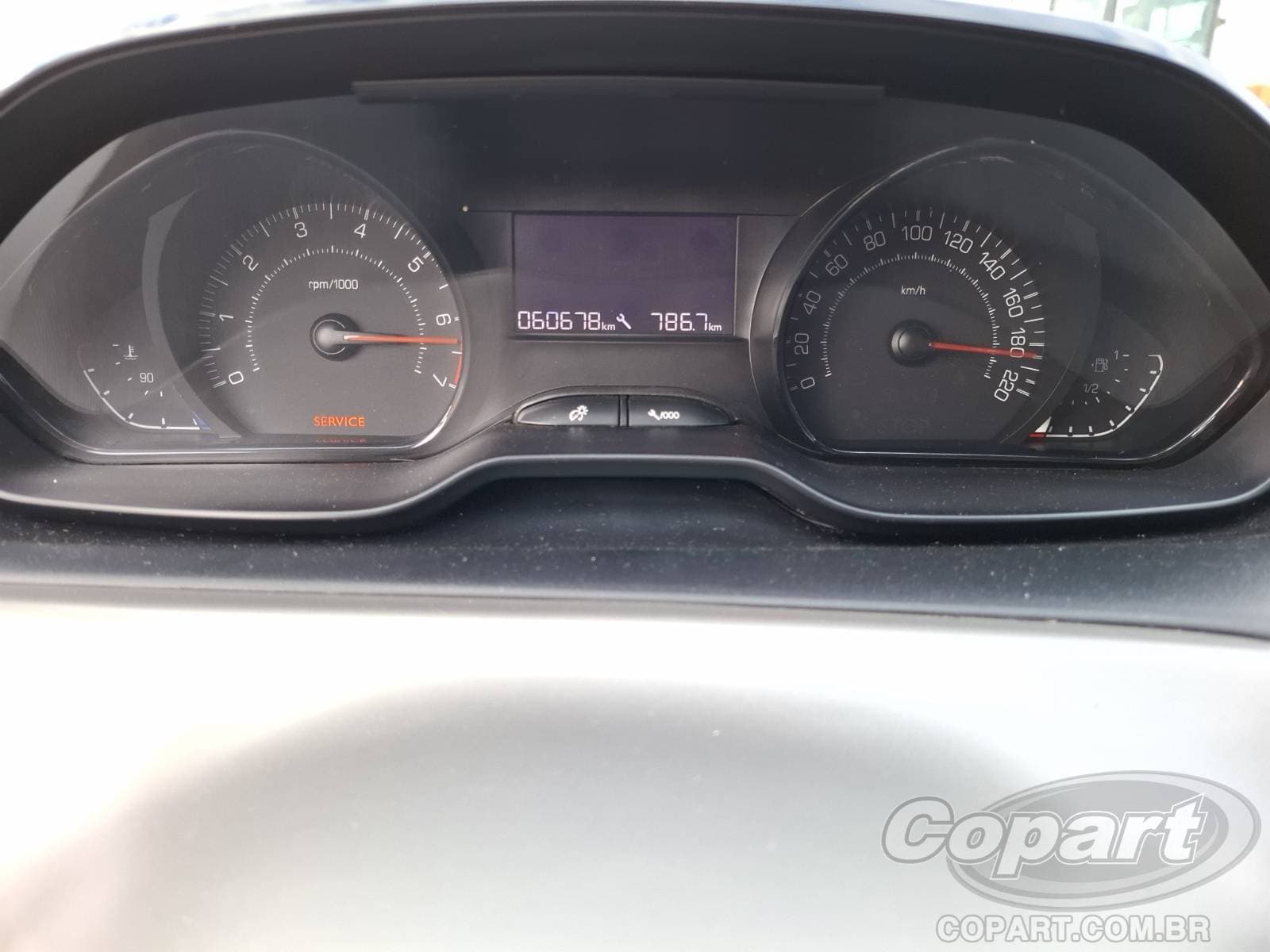 Peugeot 2008 2022 — foto 8