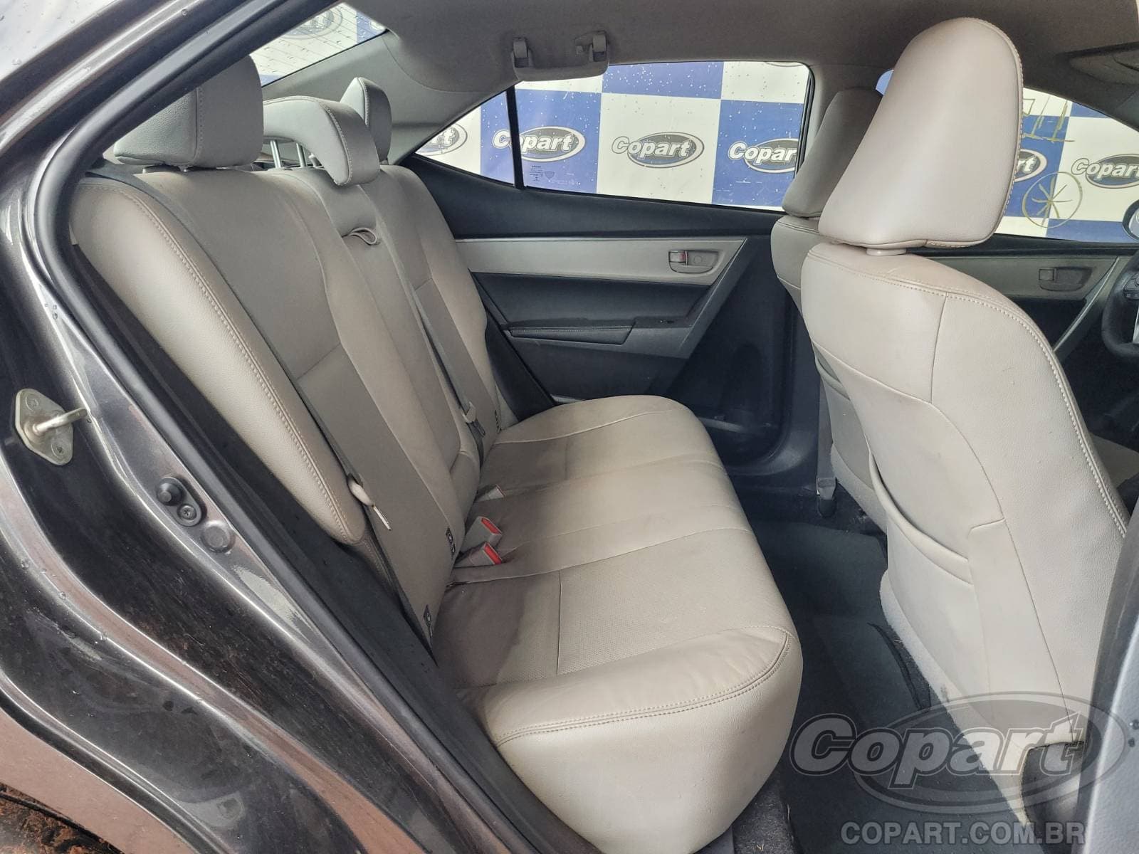 Toyota Corolla 2015 — foto 6