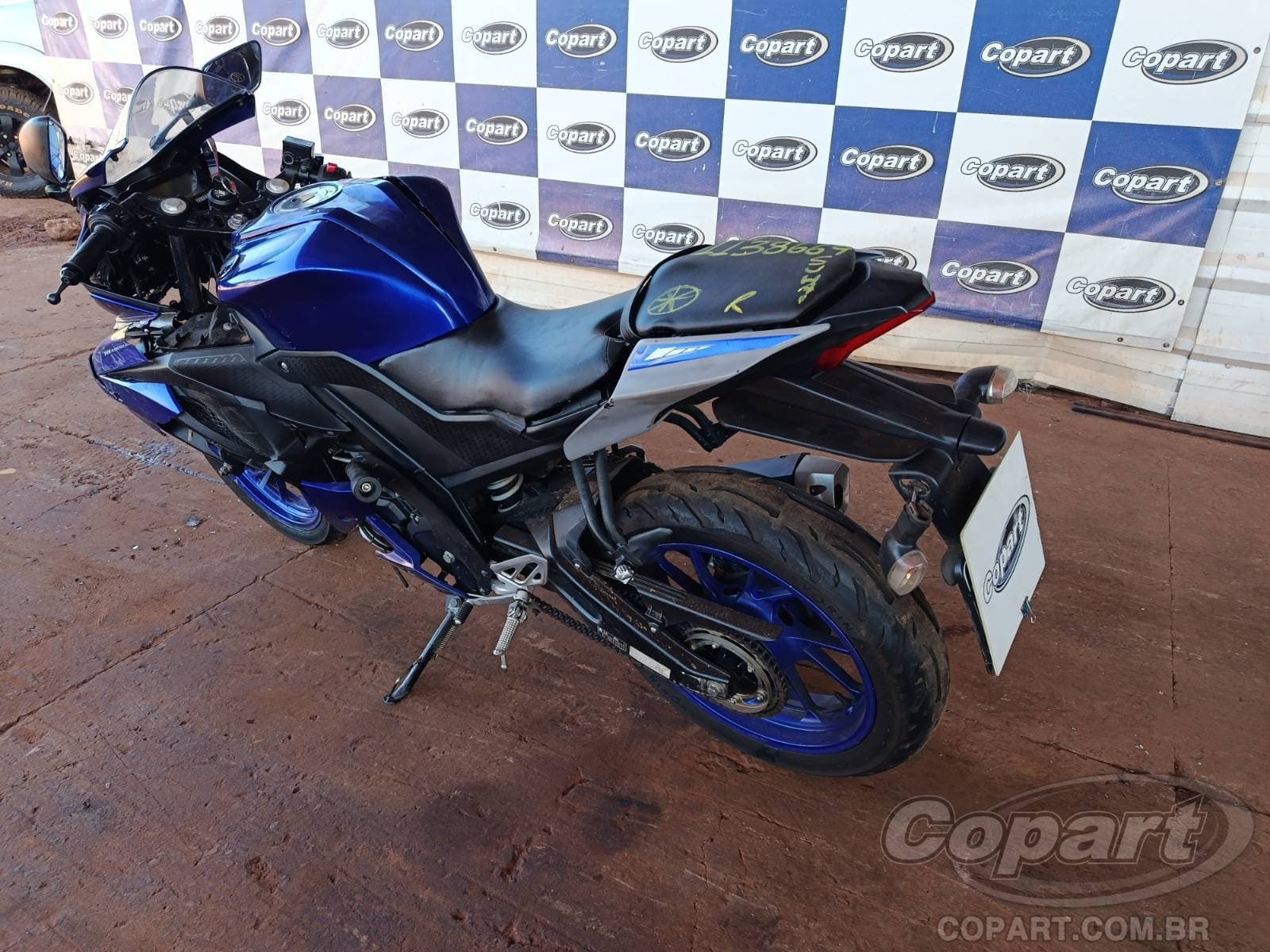 Yamaha YZF R15 2024 — foto 3