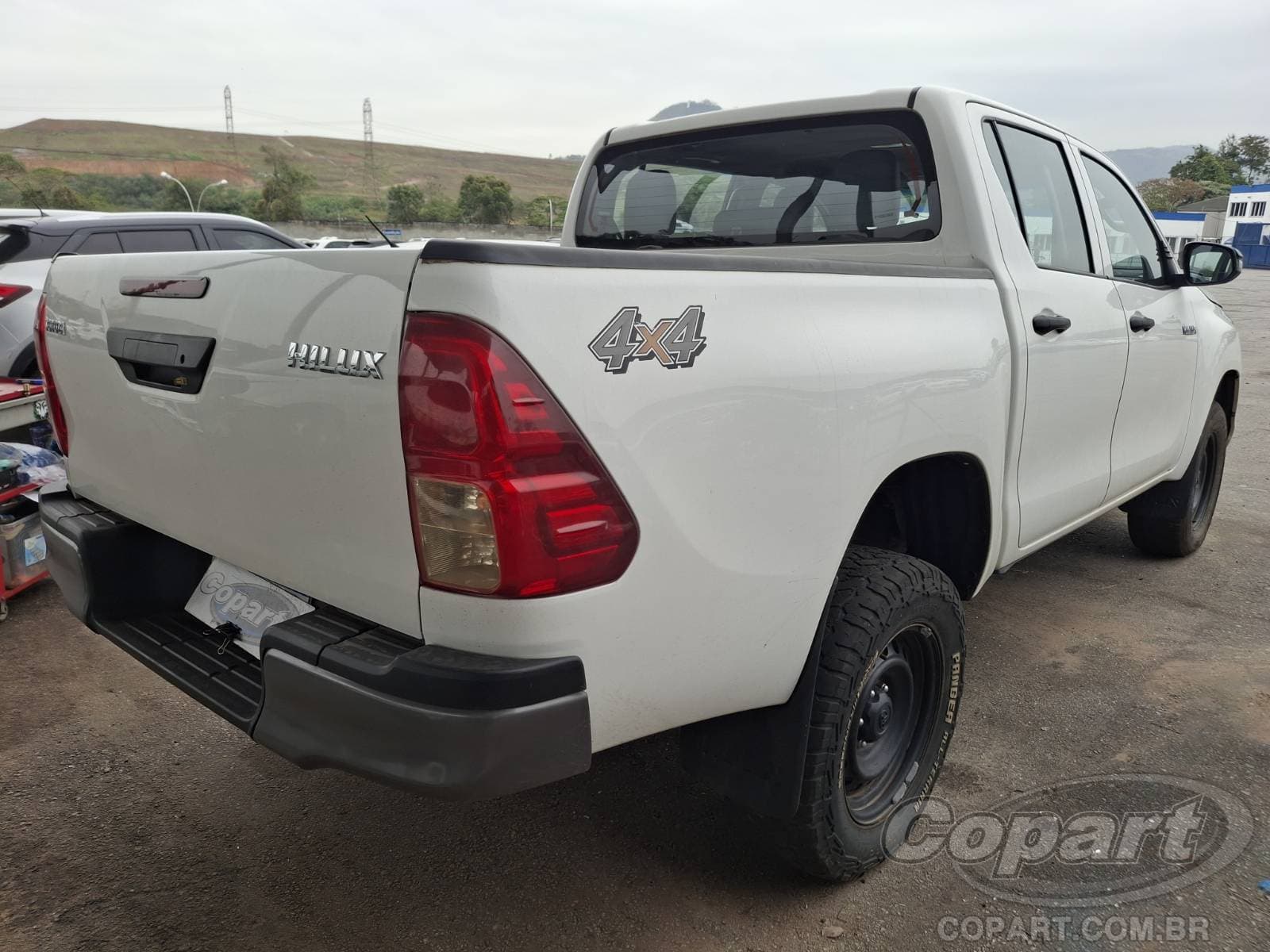 Toyota Hilux CD 2023 — foto 4