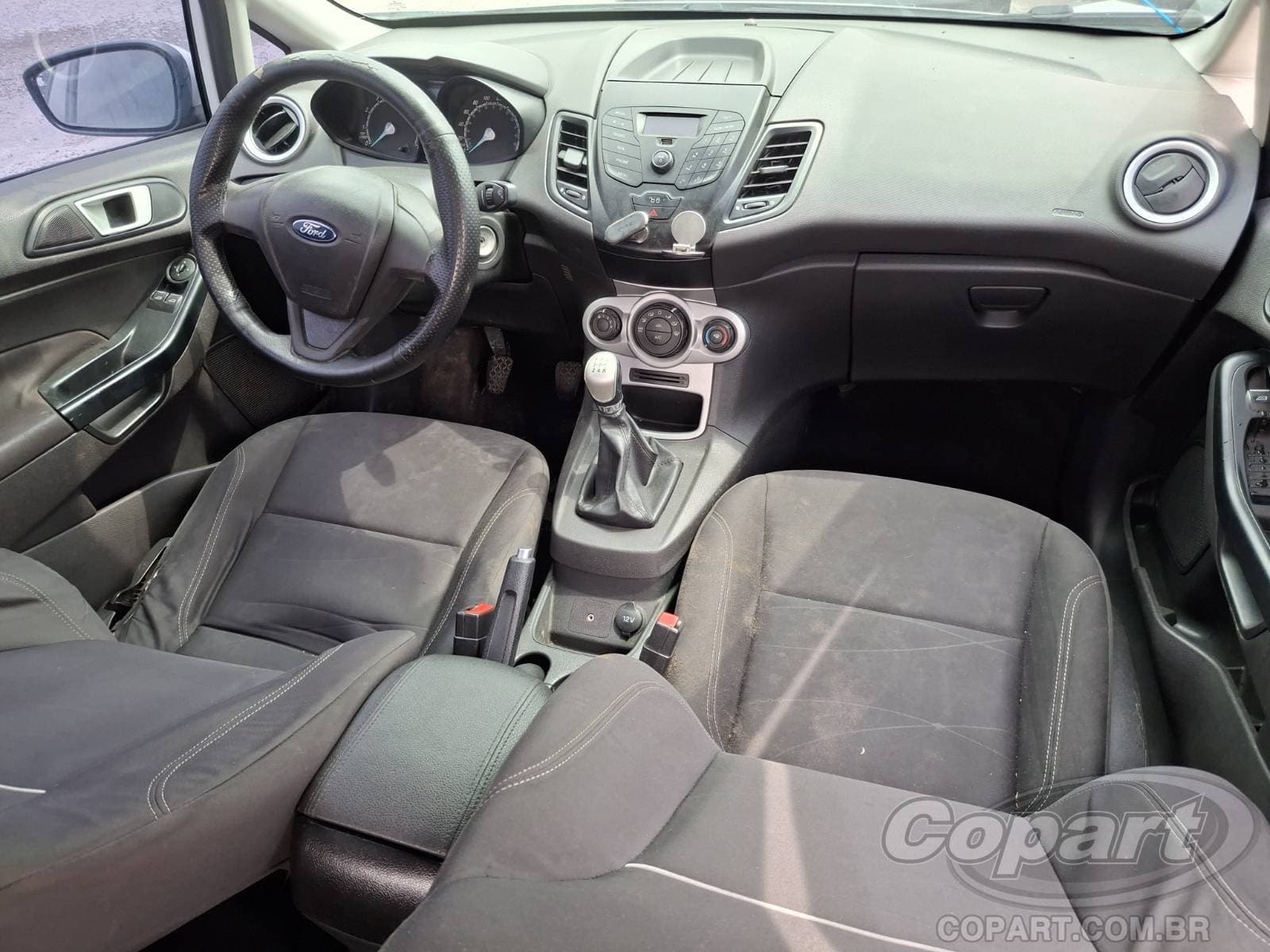 Ford Fiesta 2017 — foto 9