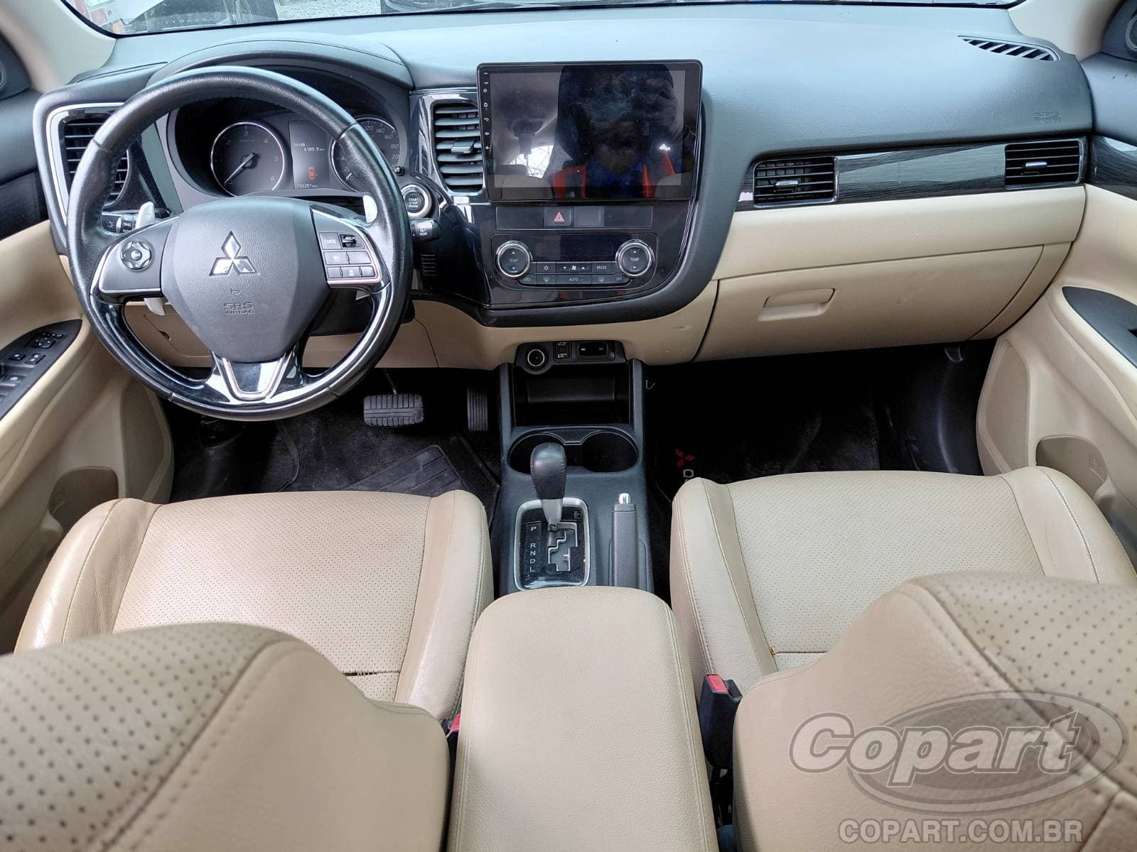 Mitsubishi Outlander 2016 — foto 9
