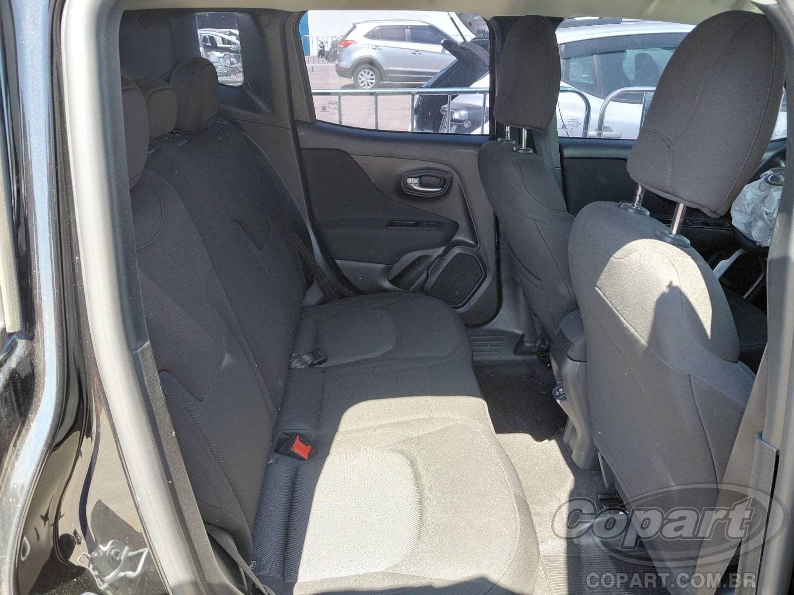 Jeep Renegade 2021 — foto 6