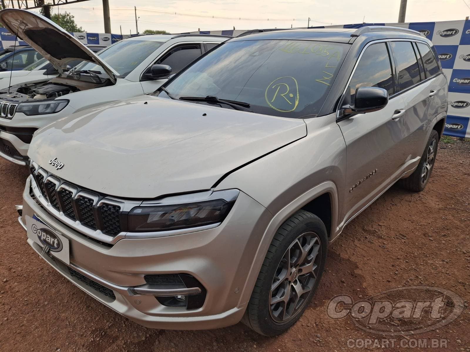 Jeep Commander 2023 — foto 2