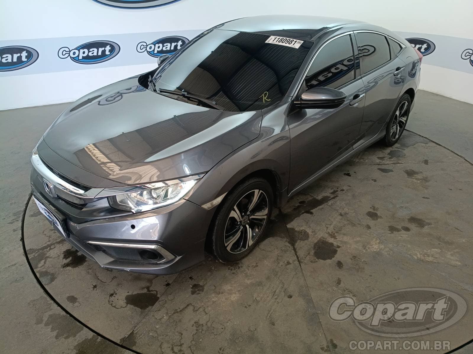 Honda Civic 2020 — foto 2