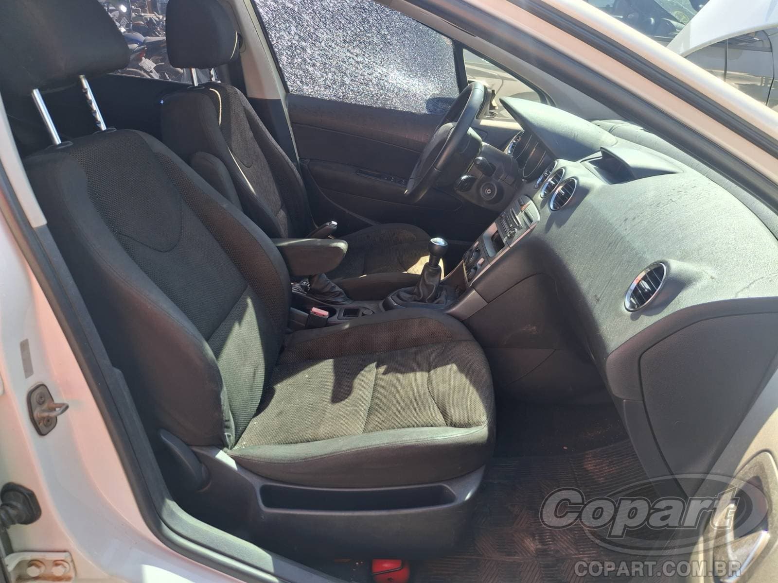 Peugeot 408 Sedan 2014 — foto 5