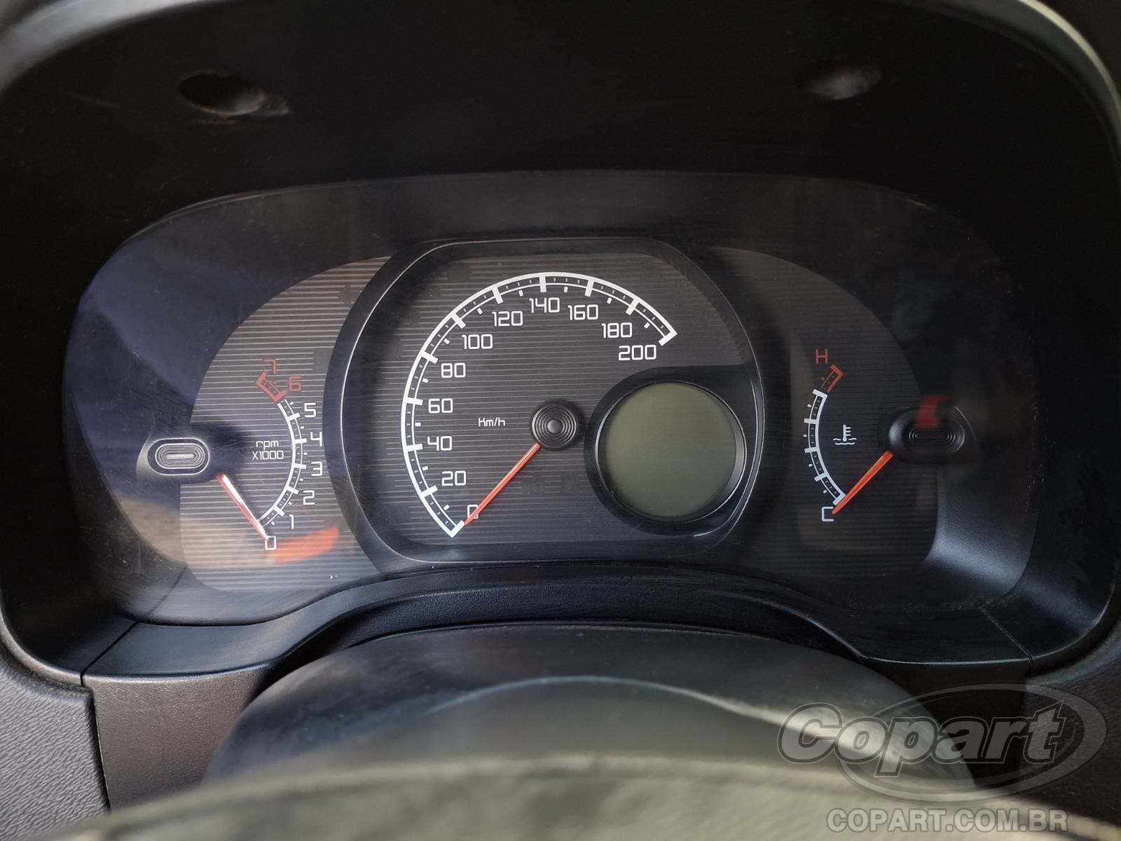 Fiat Strada 2018 — foto 8