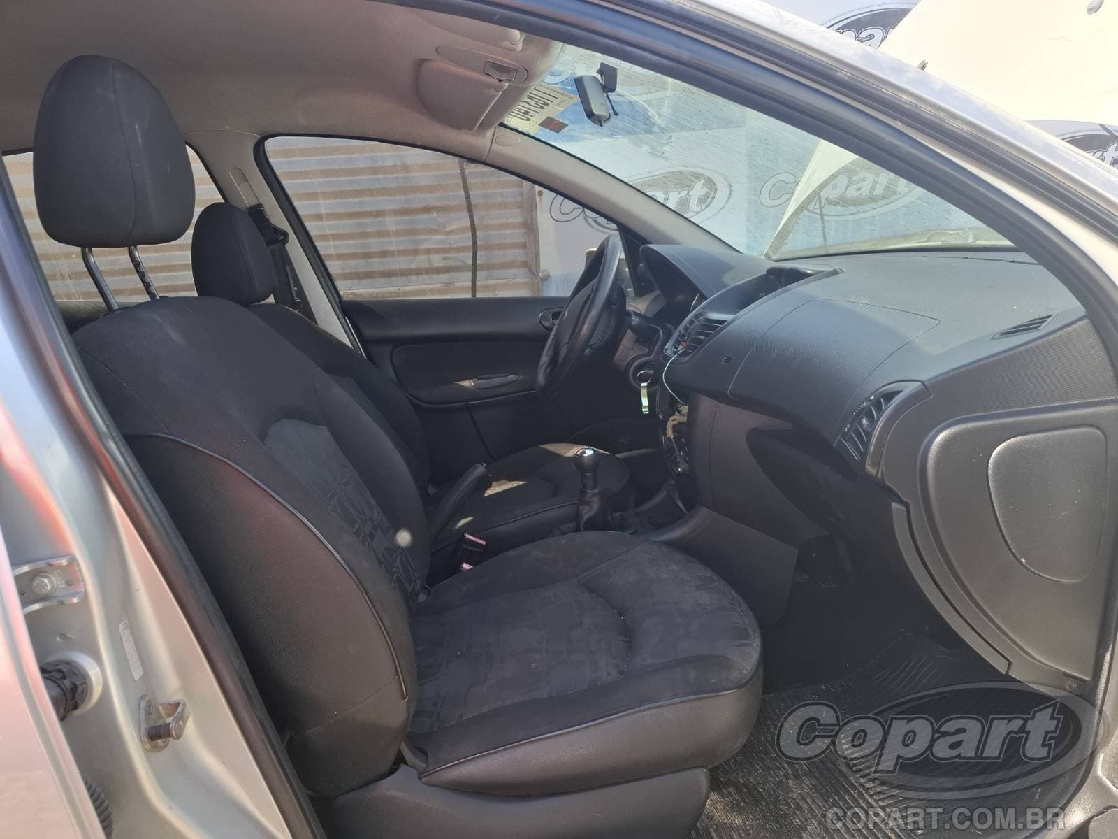 Peugeot 207 2010 — foto 5